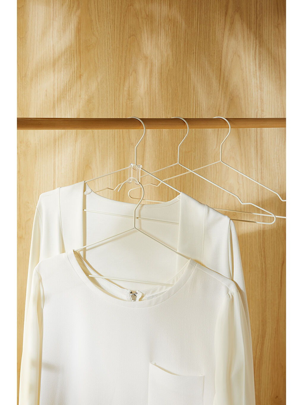 Renksiz 10'lu Şeffaf Akrilik Askı Kancası 4 x 2.5 x 0.38 cm-1