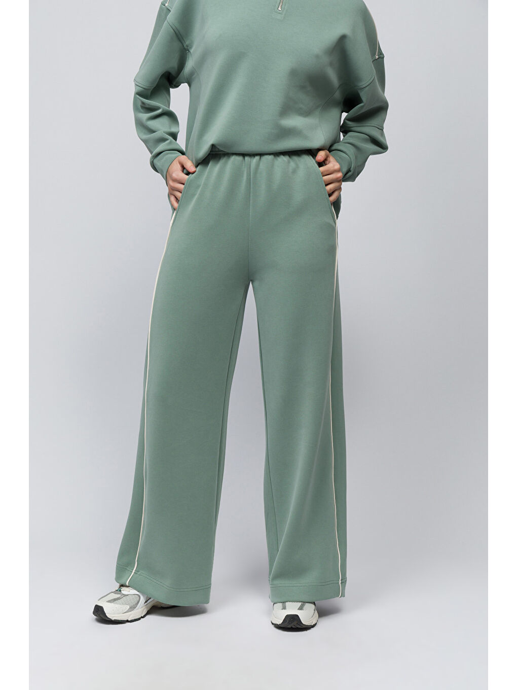 Granada   Çift Biyeli Bol Kesim Beli Lastikli Modal Pantolon   Açık Yeşil Renk-1