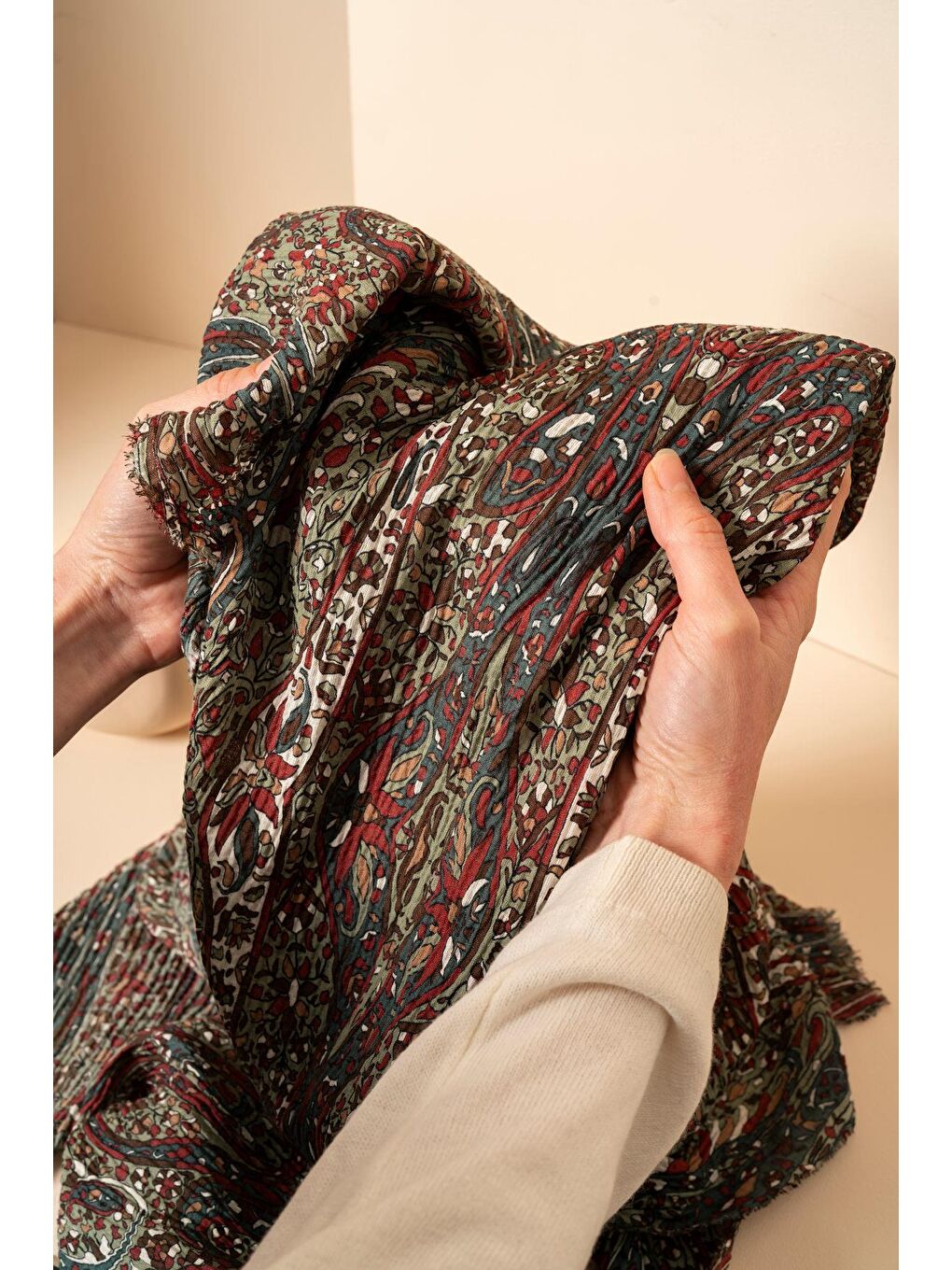 Haki Kadın Etnik Desen Bürümcük Şal-2