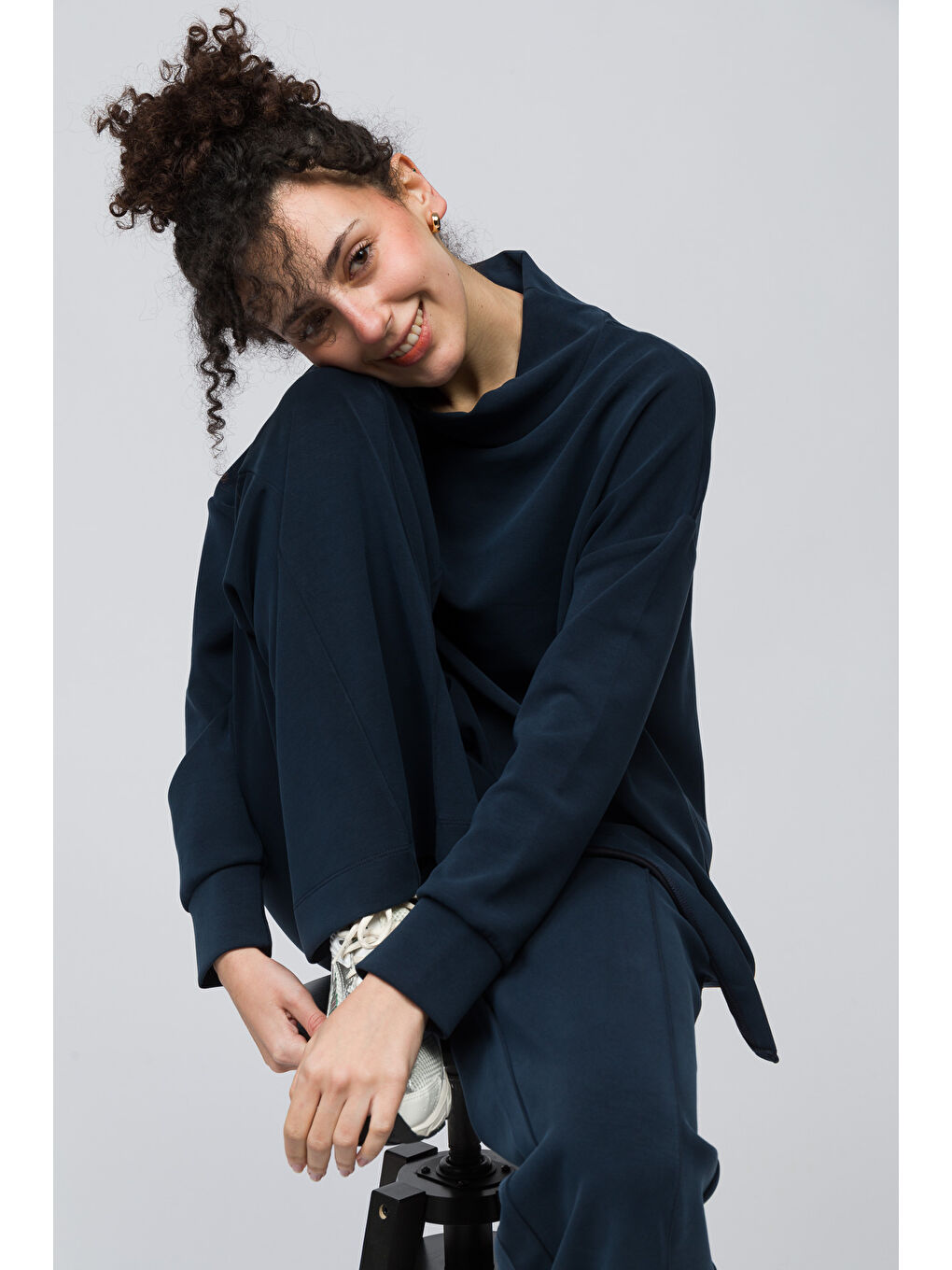 Monza   Balıkçı Yaka Yanları Yırtmaç Detaylı Düz Modal Sweatshirt   Lacivert Renk-2