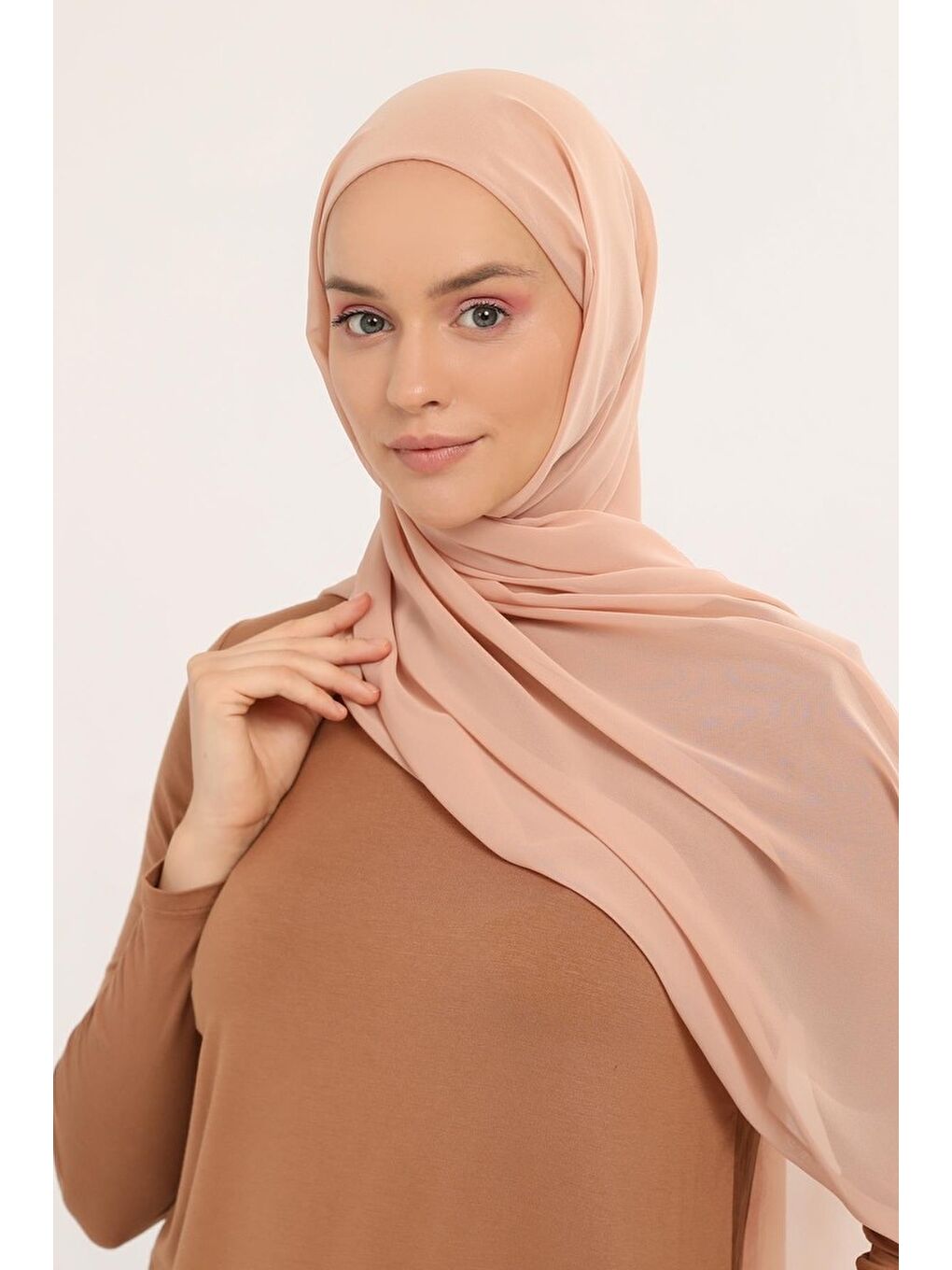 Bej Hazır Pratik Lüks Boru Boneli Şifon Şal