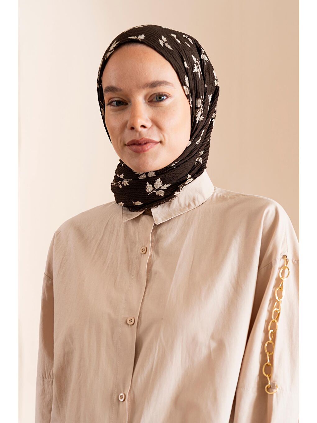 Kahverengi Kadın Ütü İstemeyen Meşe Desen Bürümcük Şal-3