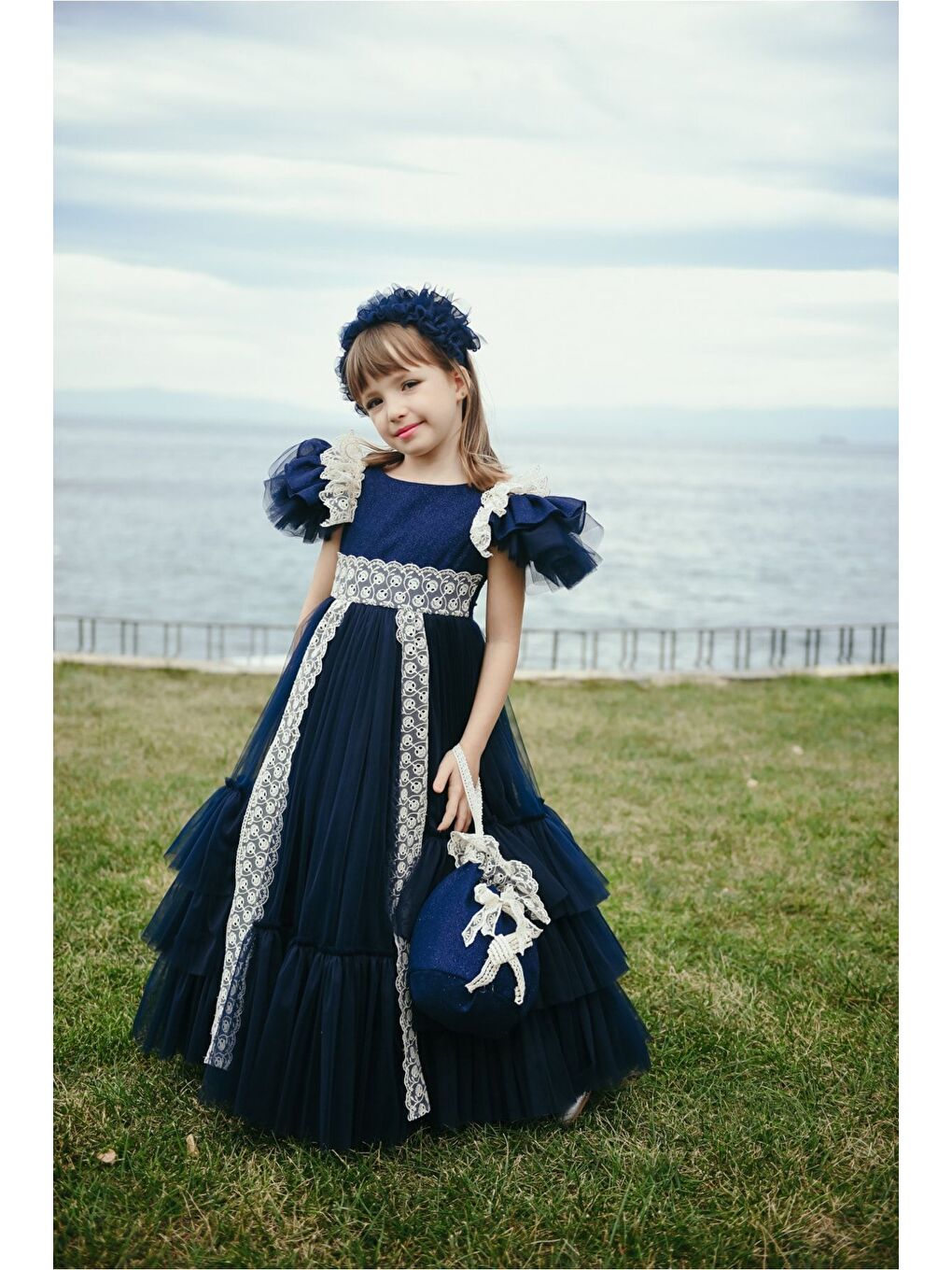 Lacivert Özel Tasarım Kız Çocuk Saç Ve Çanta Aksesuarlı Uzun Abiye Doğum Günü Elbisesi_M2318-5