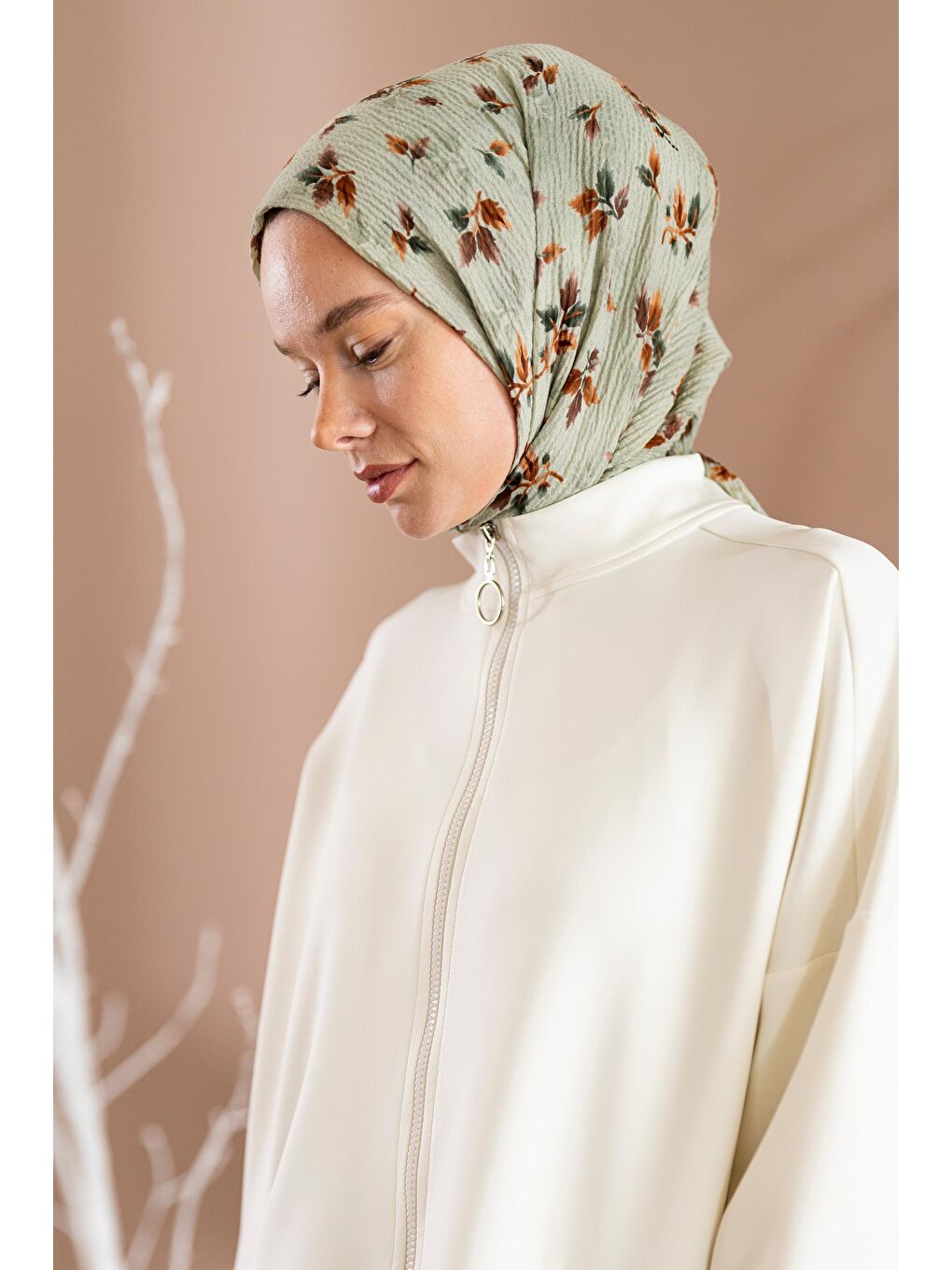 Kahverengi Kadın Ütü İstemeyen Meşe Desen Bürümcük Şal