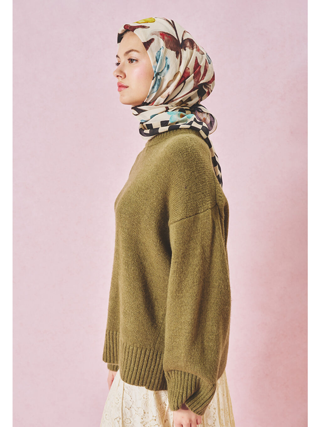 Karışık LOVE IN BLOOM DESEN FLOŞ VİSKON EŞARP WHITE PEARL-1