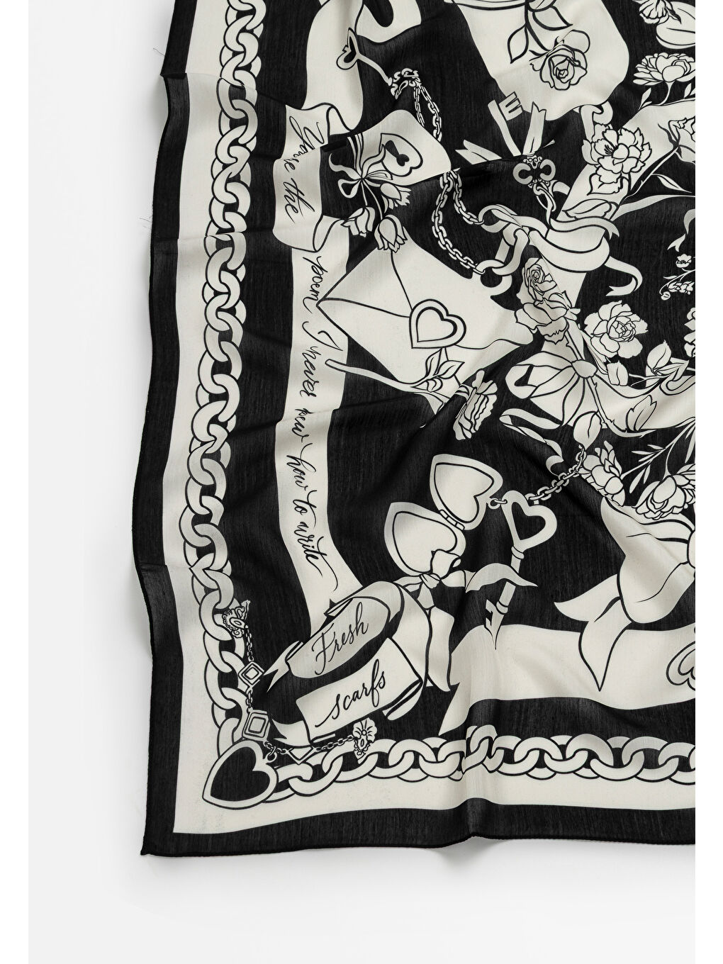 Siyah ETERNAL LOVE DESEN FLOŞ VİSKON EŞARP BLACK-1
