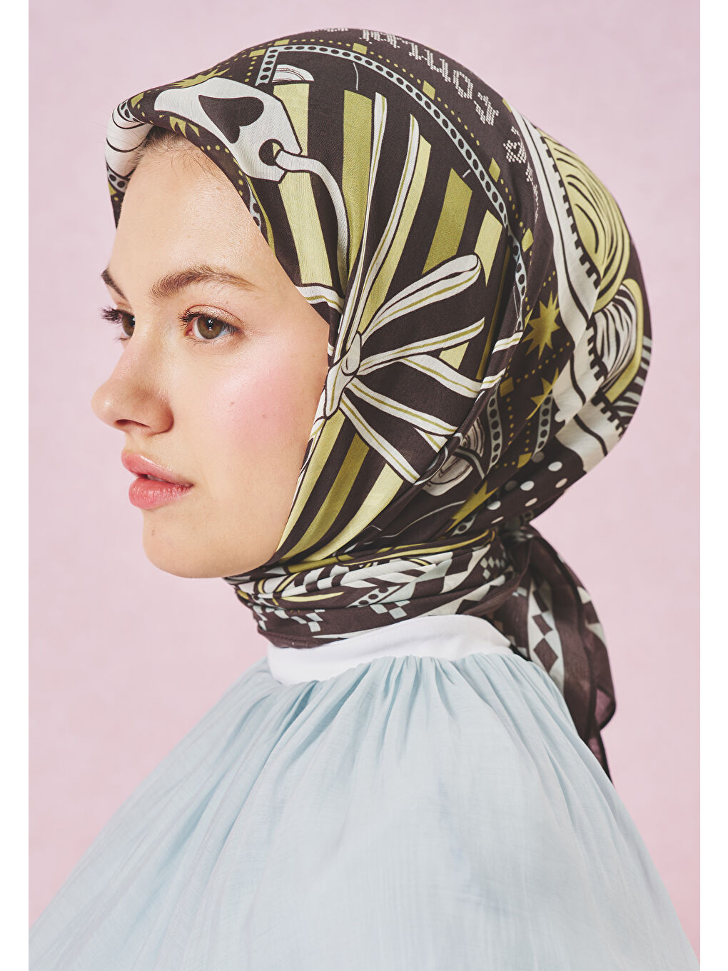 Kahverengi LITTLE LOVE DREAM DESEN FLOŞ VİSKON EŞARP BROWN-1