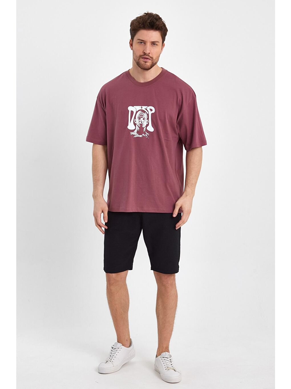 Pembe Gül Kurusu Oversize Fit Bisiklet Yaka %100 Pamuk Deep Kabartma Baskılı Erkek Tişört RF0404-4