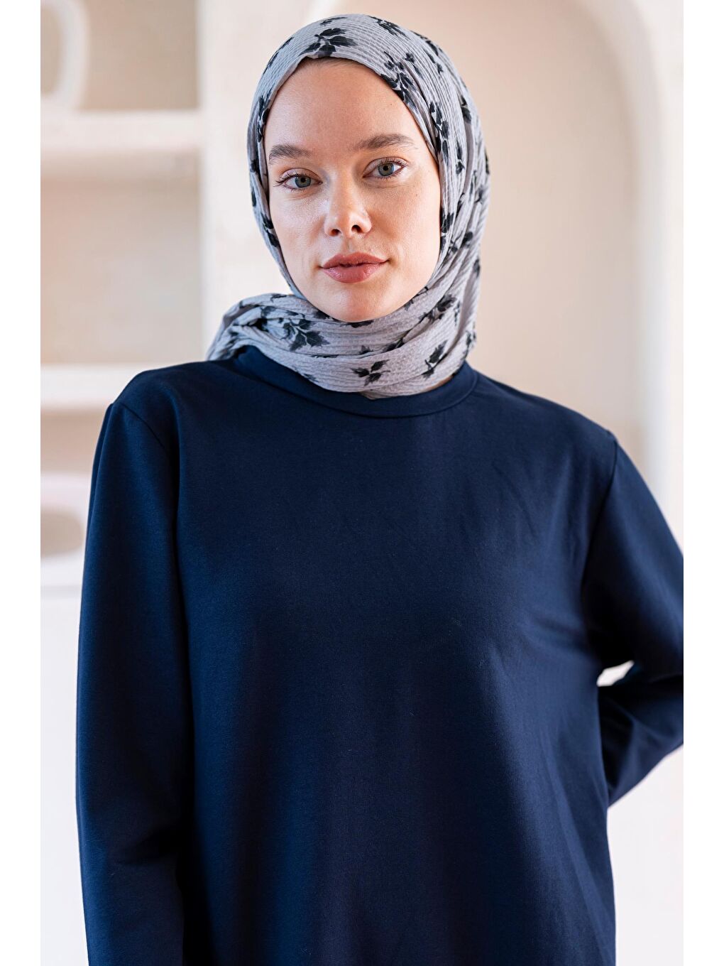 Gri Kadın Ütü İstemeyen Meşe Desen Bürümcük Şal-3