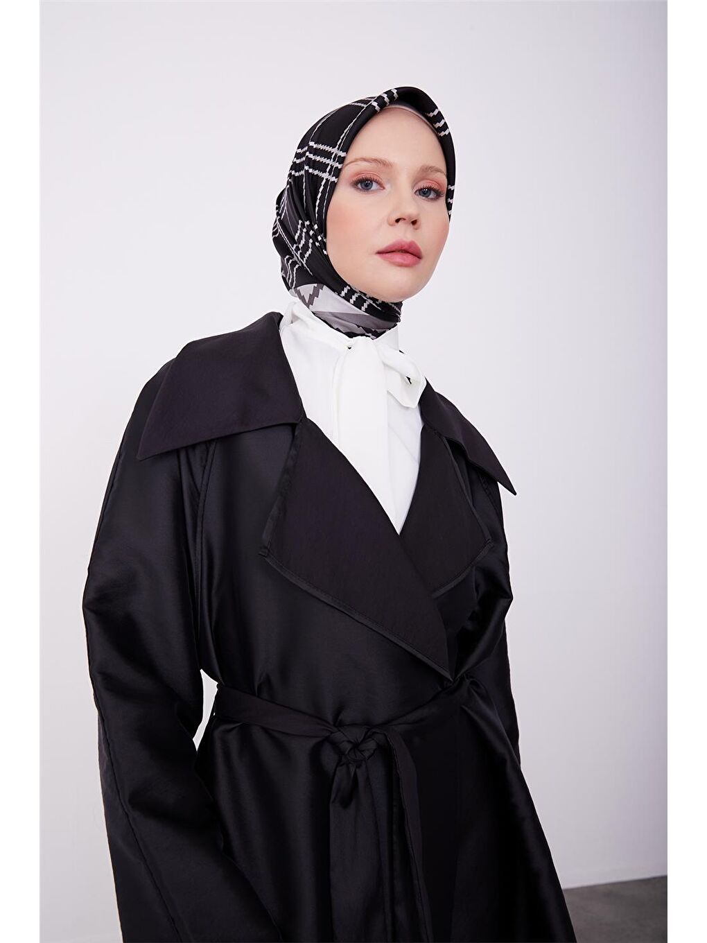 Çift Taraflı Giyilebilen Giy Çık 23K5318 Siyah