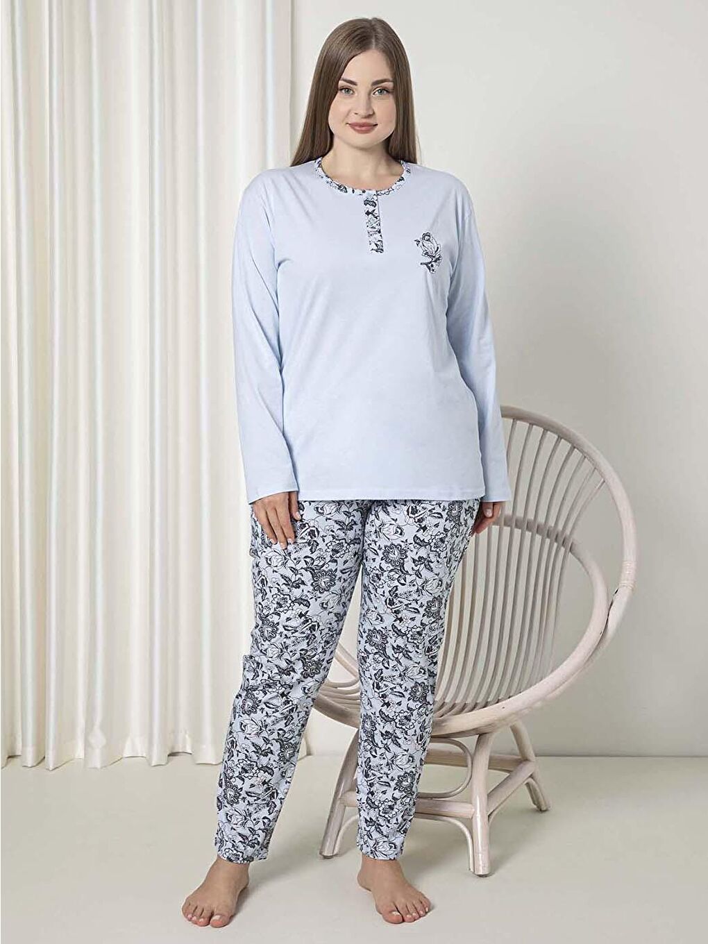 Mavi Kadın Pijama Takımı Büyük Beden Süprem Uzunkol Büyük Gül Desenli Pamuklu-1