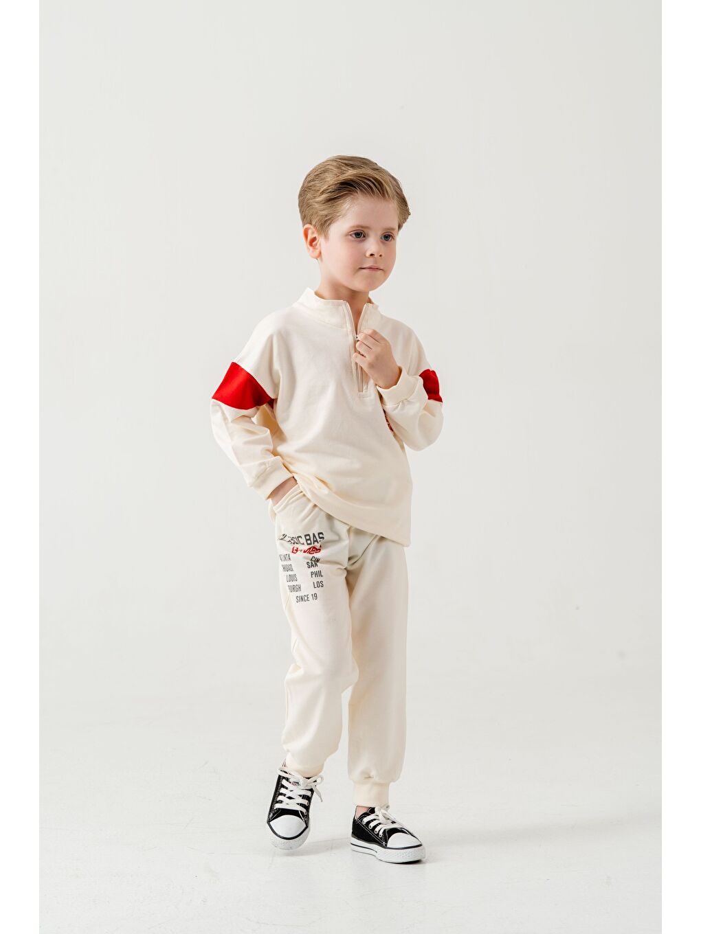 Beyaz Erkek Çocuk Yarım Fermuarlı Mevsimlik Eşofman Takımı-2
