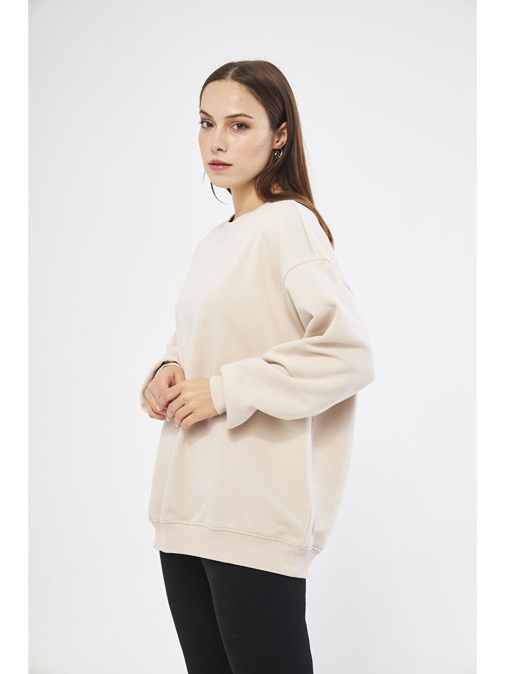 Chandraswear Bej Kadın Oversize Basic Sweatshirt - Karmen