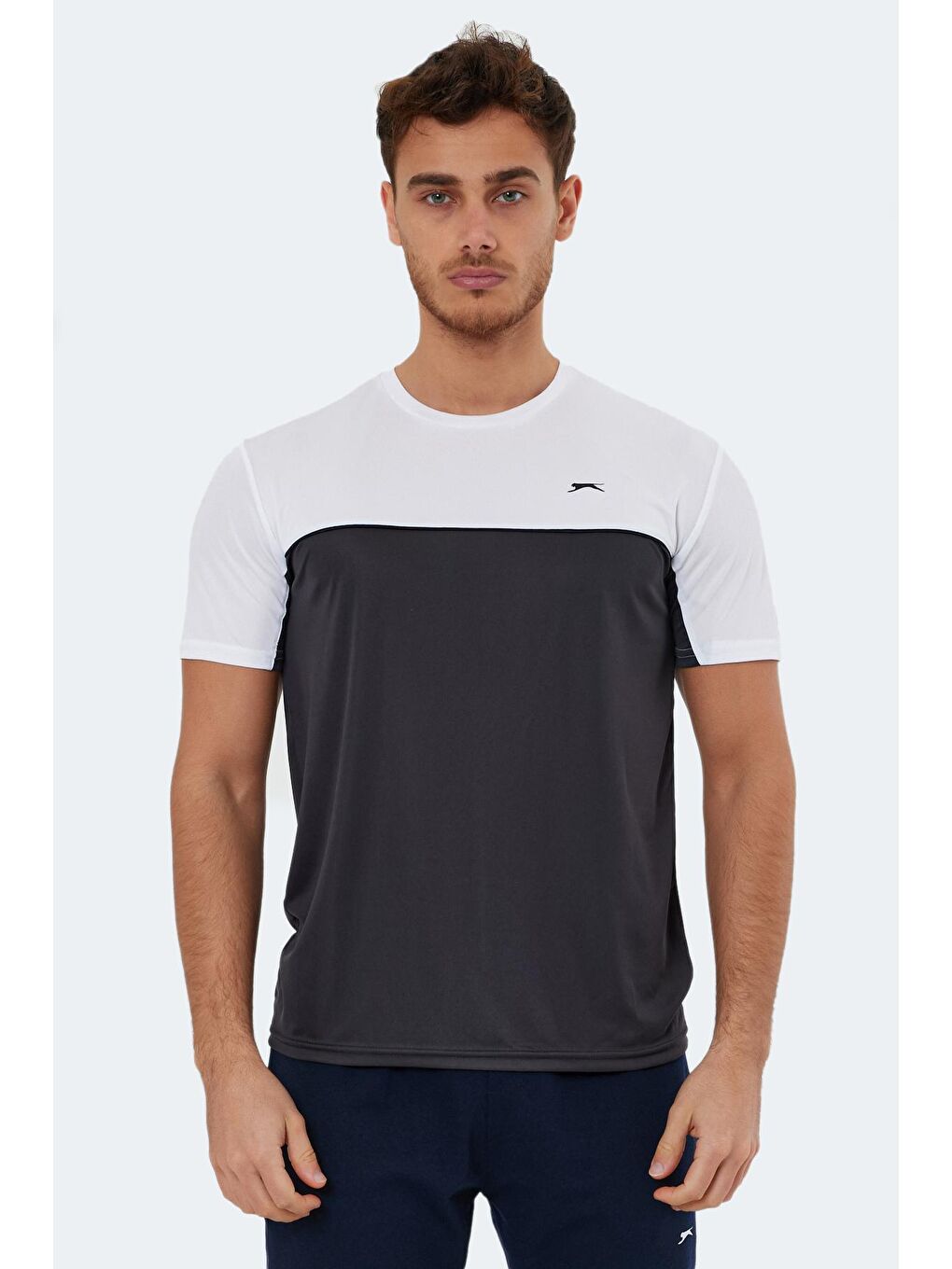 OBSERVE Erkek Kısa Kollu Tişört Koyu Gri / Beyaz