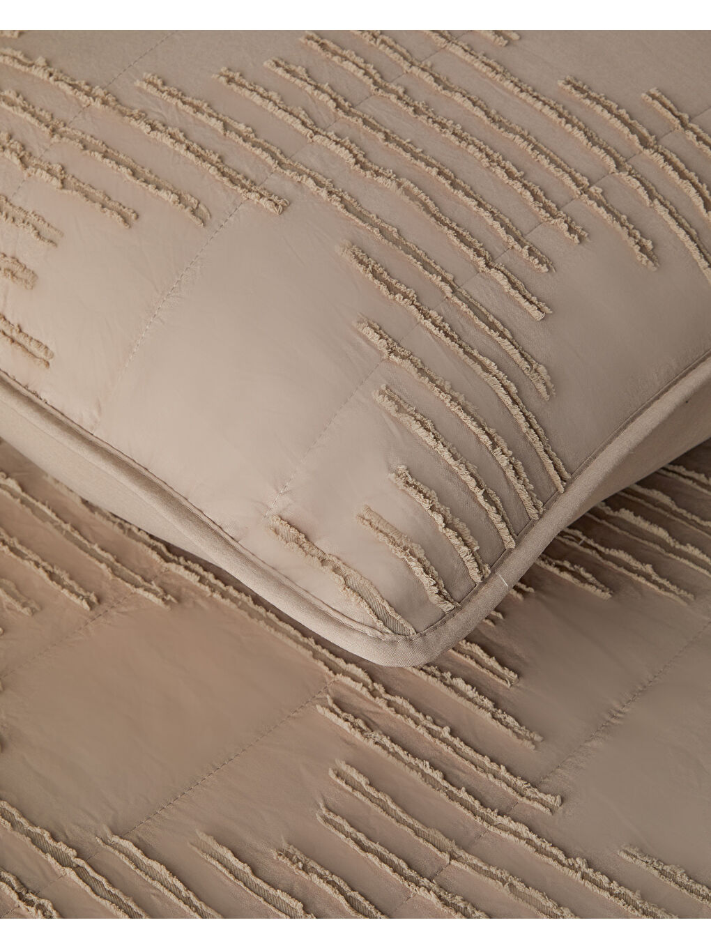 Axis Kesmeli Çift Kişilik Yatak Örtüsü Takımı 200x220 cm Bej-1