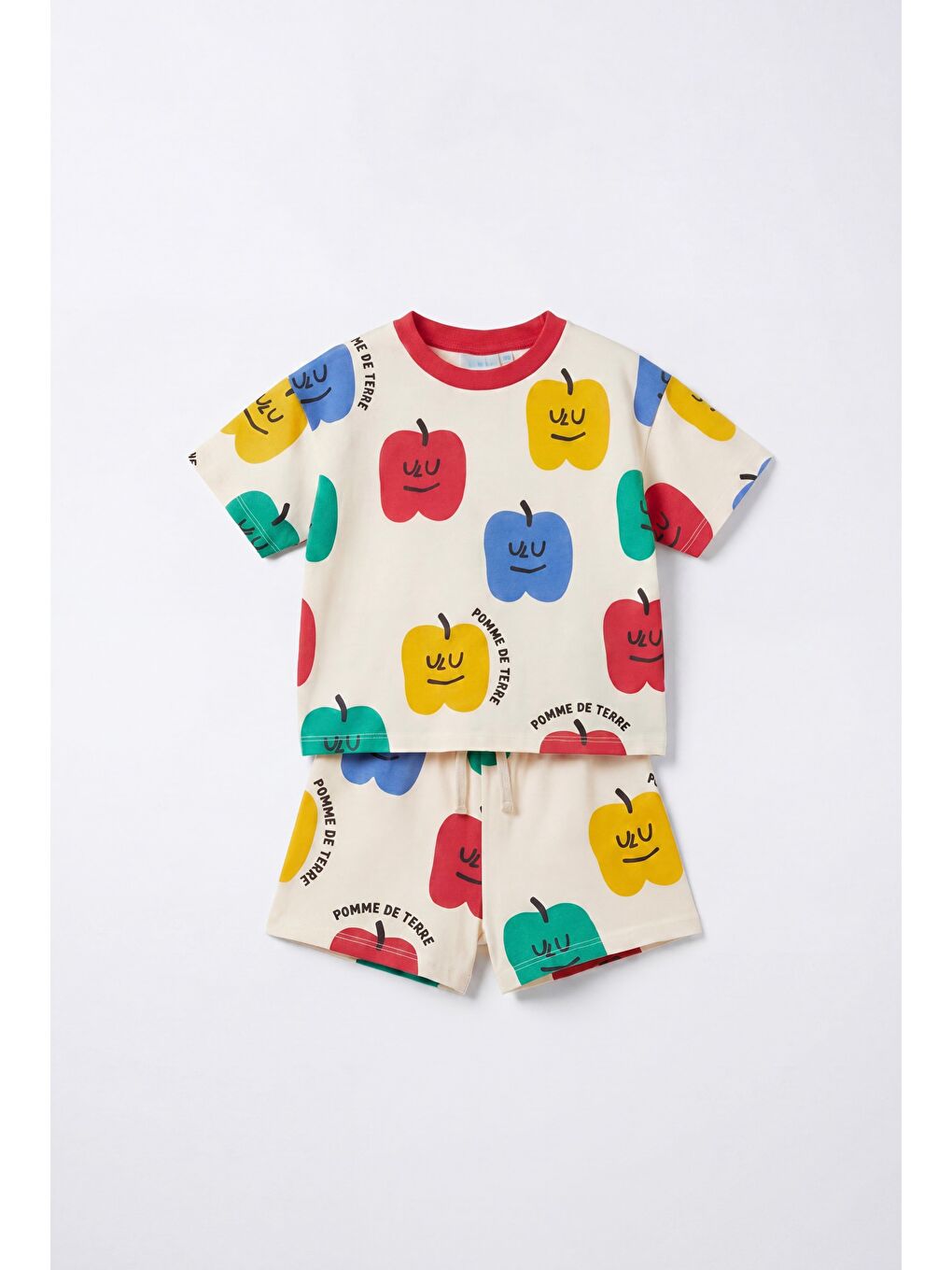 Karışık Çocuk Pamuklu Elma Desenli T-Shirt Şort Takım