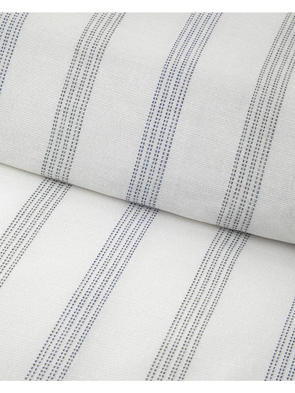 Bold Stitch İpliği Boyalı Çift Kişilik Nevresim Takımı Lacivert-Yeşil-2