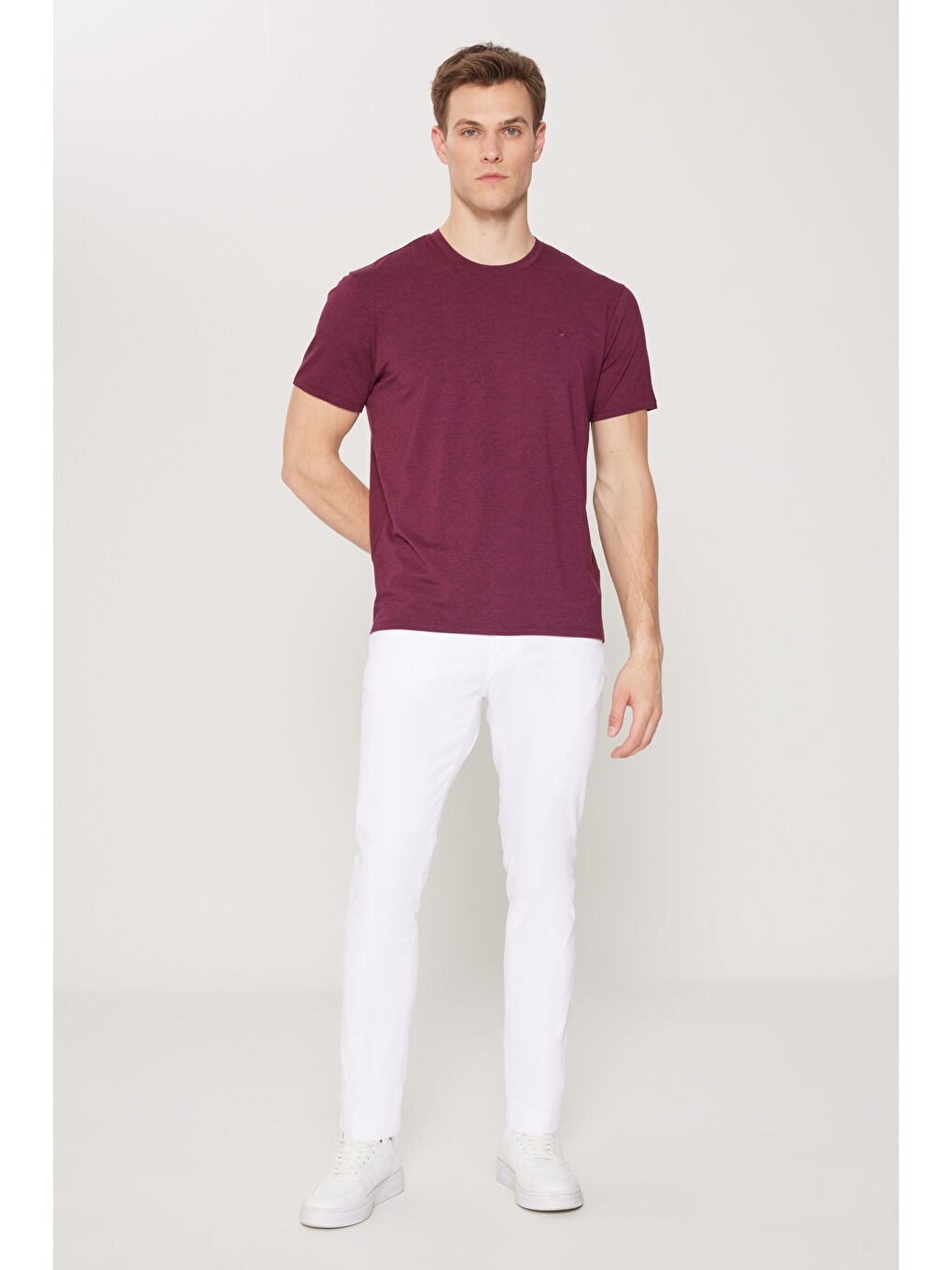 Erkek Bordo Slim Fit Dar Kesim Bisiklet Yaka Pamuklu Kısa Kollu Tişört-1