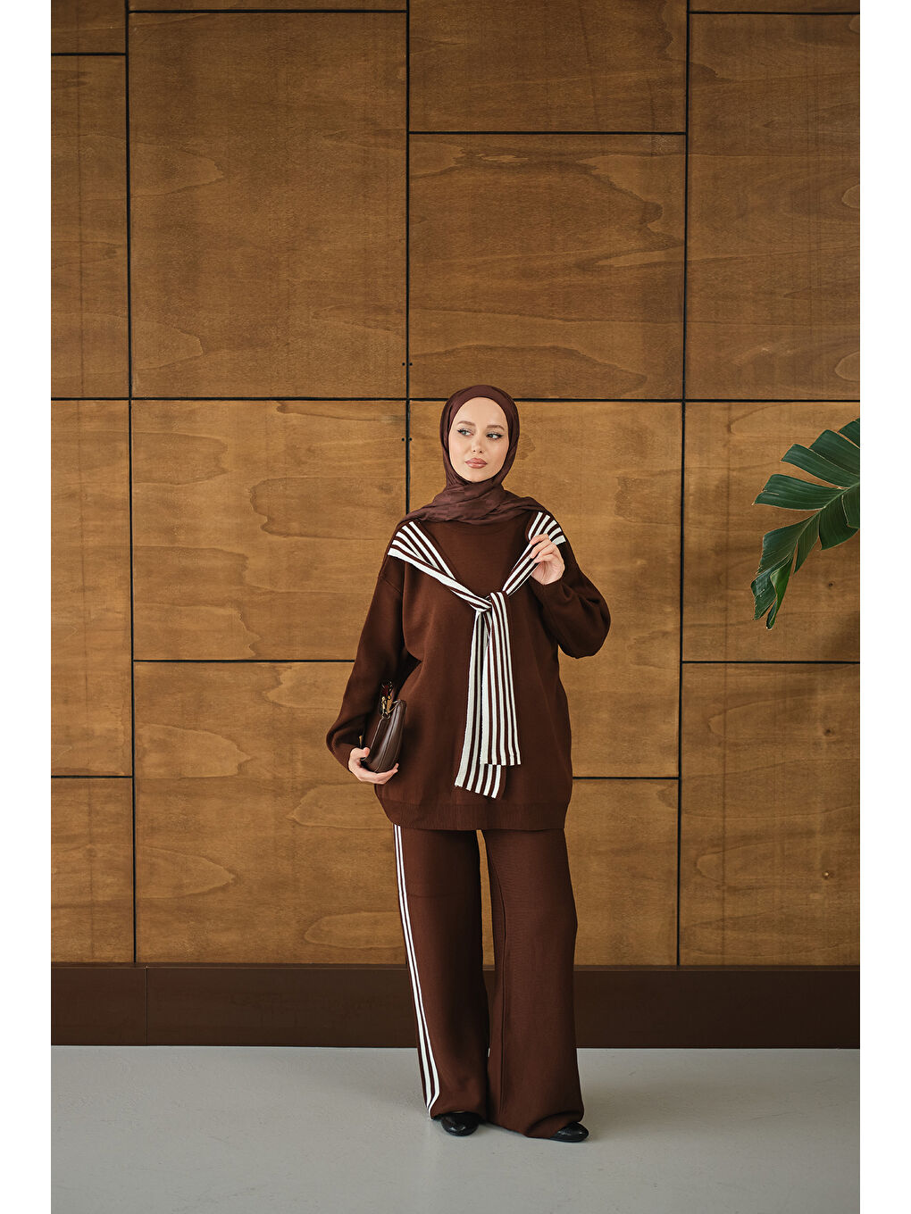 Kadın Atkı Detay Takım Kahverengi-1