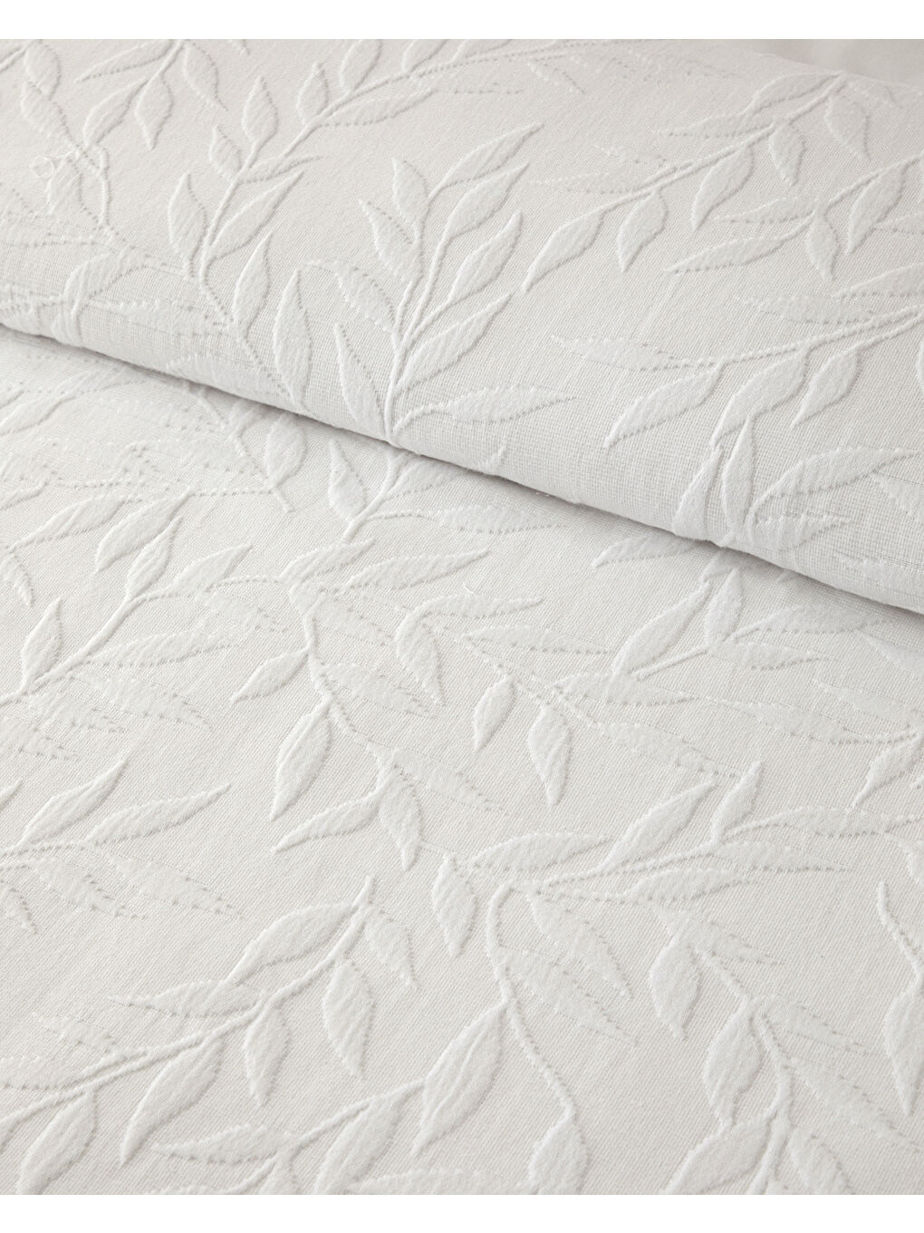 Alvin Pamuklu Fırfırlı Çift Kişilik Yatak Örtüsü Takımı 220x240 cm Beyaz-3