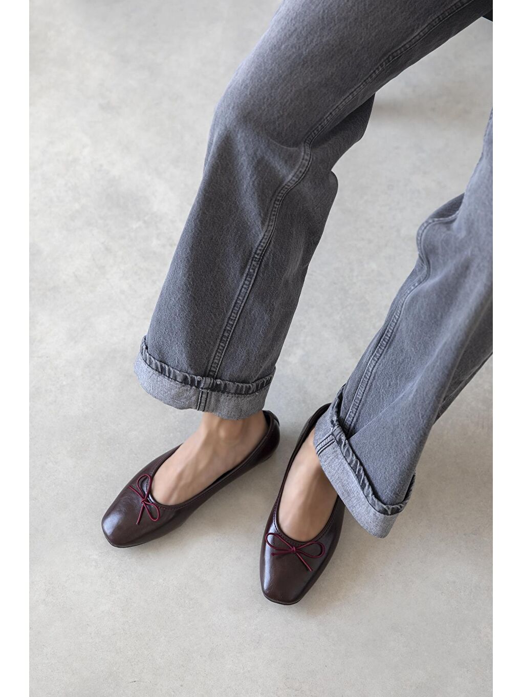 Galo Kadın Fiyonk Detay Kırışık Deri Babet Bordo