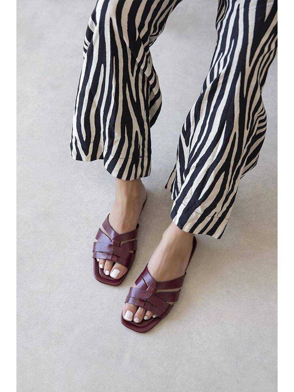 Luz Kadın Günlük Deri Terlik Bordo