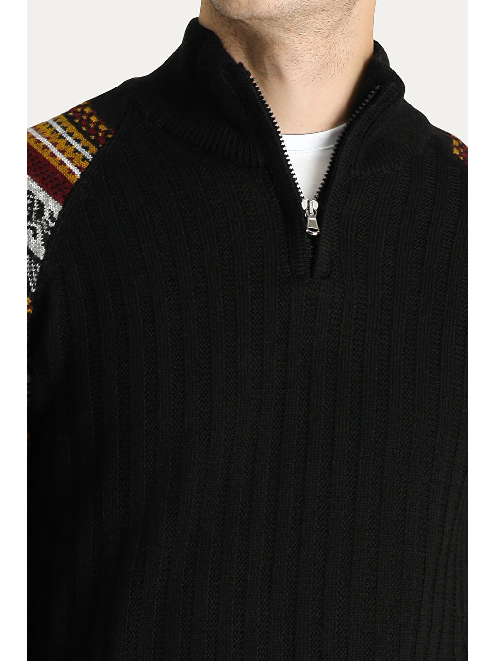Siyah Dik Yaka Slim Fit Dar Kesim Fermuarlı Desenli Triko Kazak-5