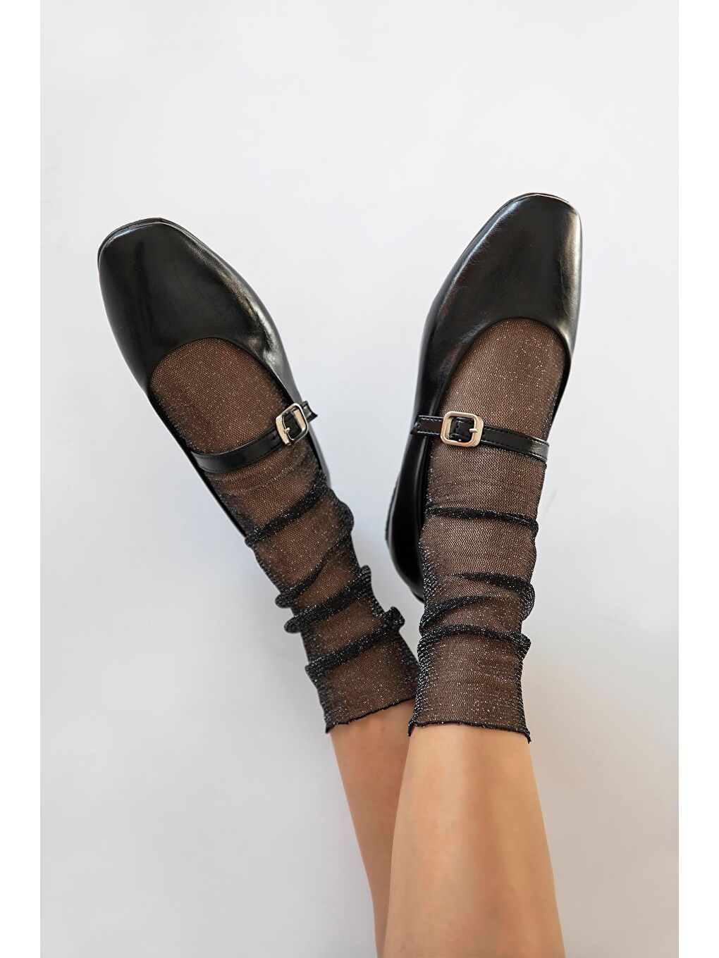 Karmin Kadın Kemer Detay Kırışık Deri Babet Siyah