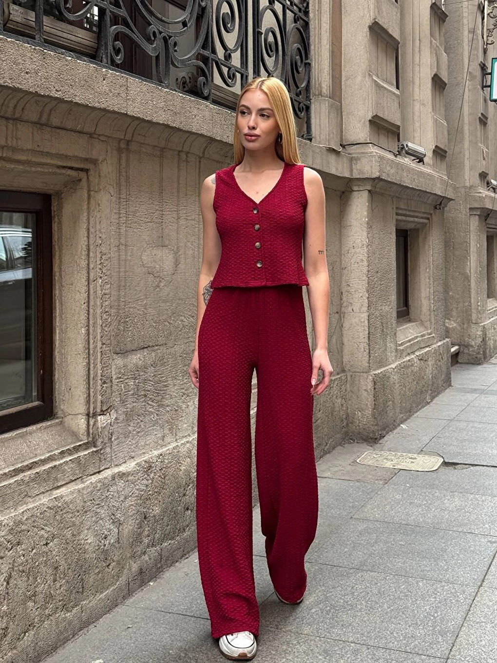 Kadın Bordo Beli Lastilkli Gofre Kumaş Pantolon HZL24S-ZK13261