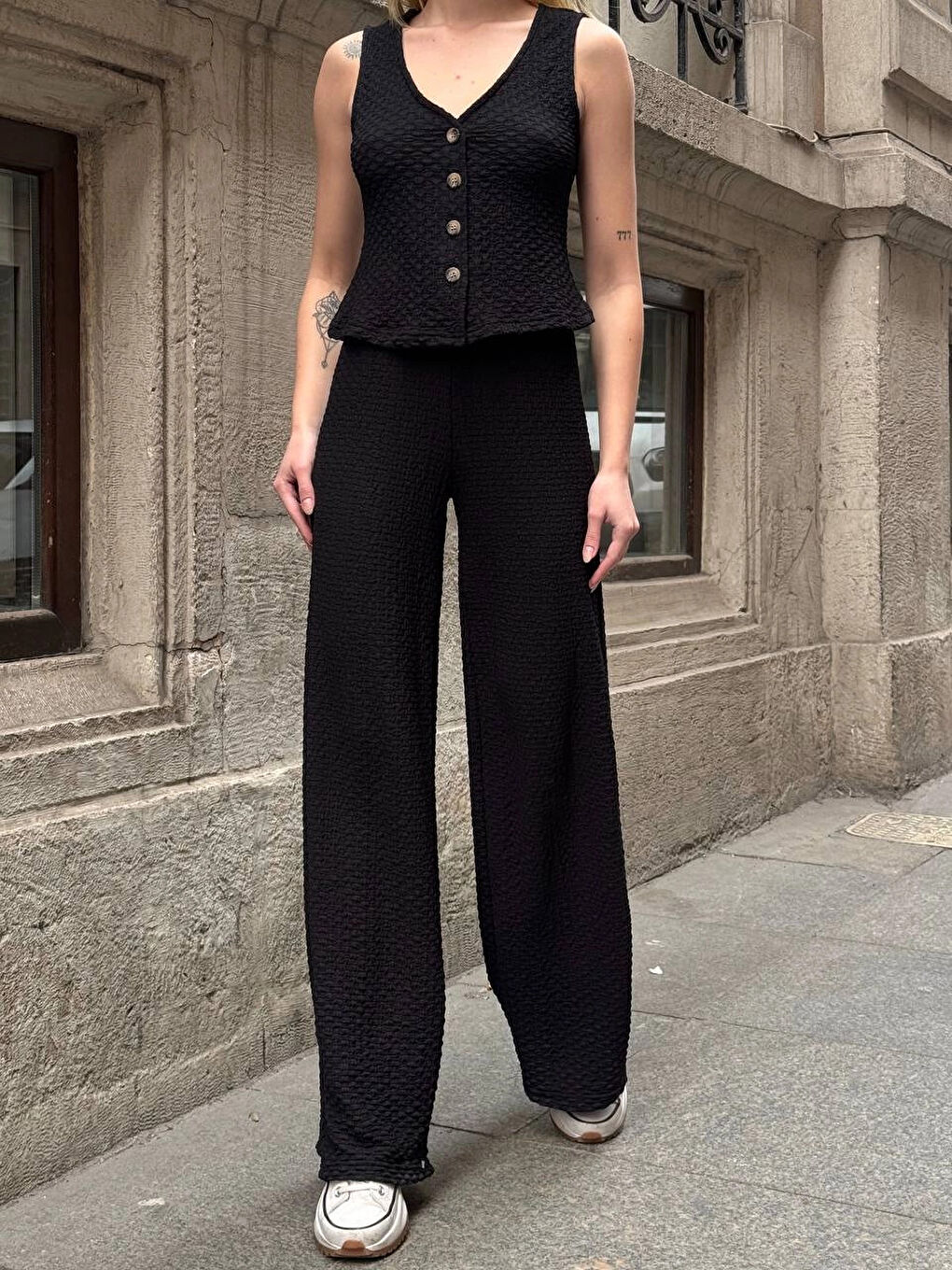 Kadın Siyah Beli Lastilkli Gofre Kumaş Pantolon HZL24S-ZK13261-2