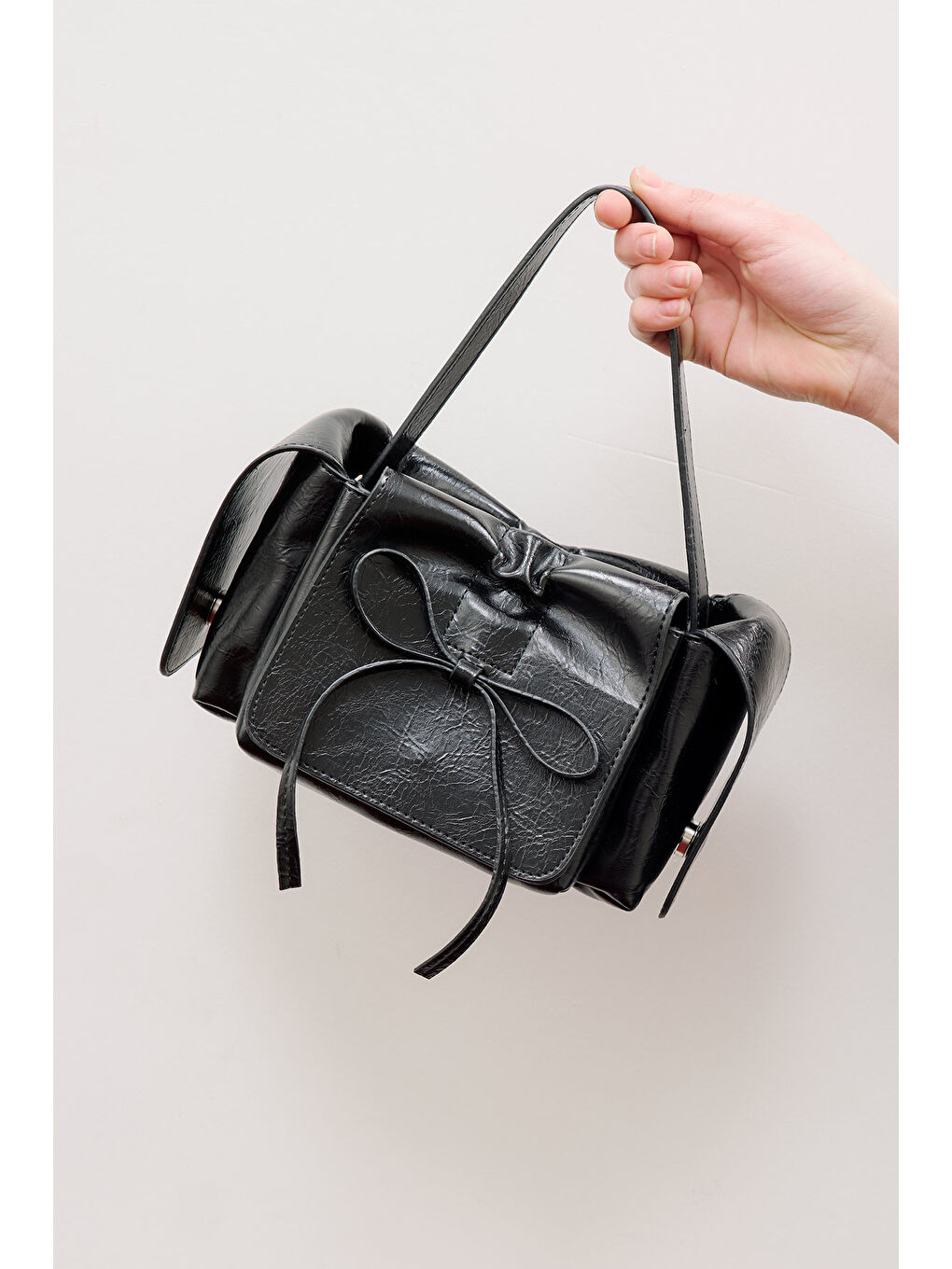 Lyra Fiyonklu Çanta Siyah-1