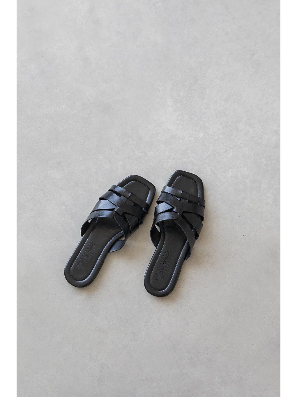 Luz Kadın Günlük Deri Terlik Siyah