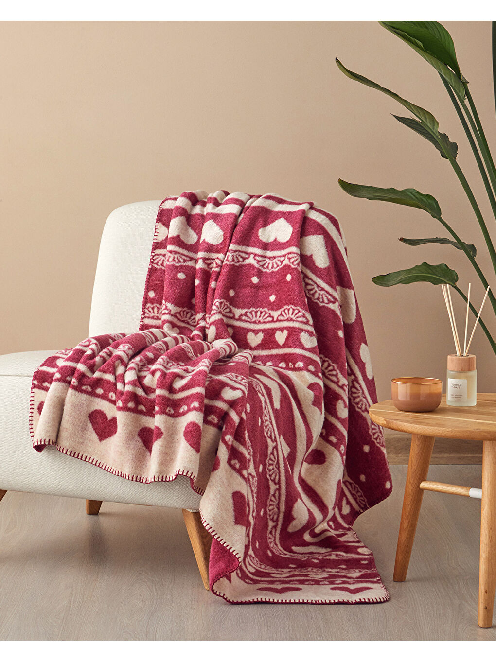 Kırmızı romantic memories Akrilik Tv Battaniye 130x170 cm Vişne-1