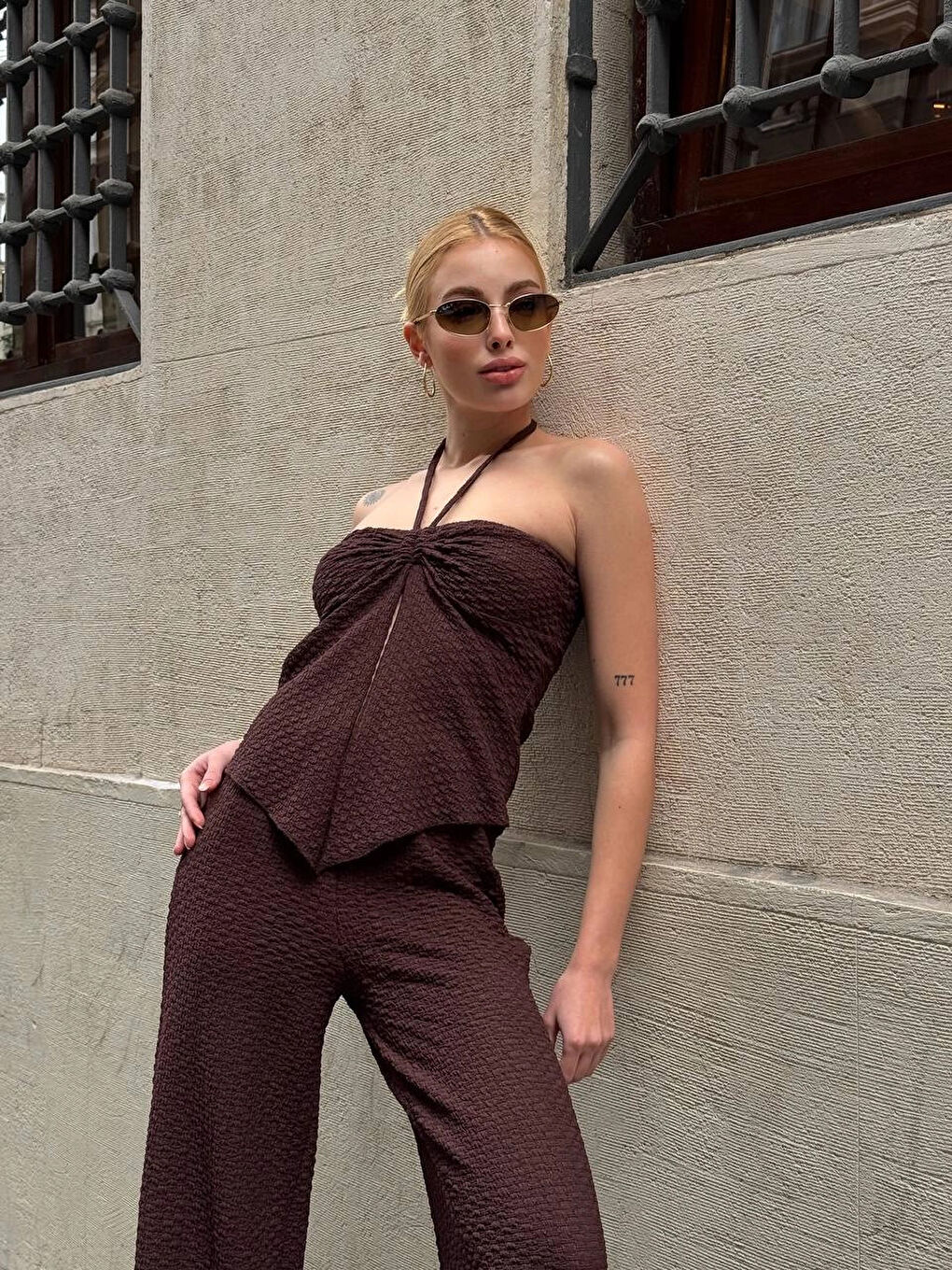 Kadın Kahverengi Boyundan Bağlamalı Staplez Bluz HZL25S-ZK13581-3