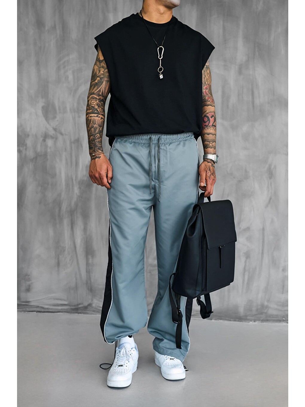 Erkek Şeritli Baggy Fit Teknik Pantolon Gri-4