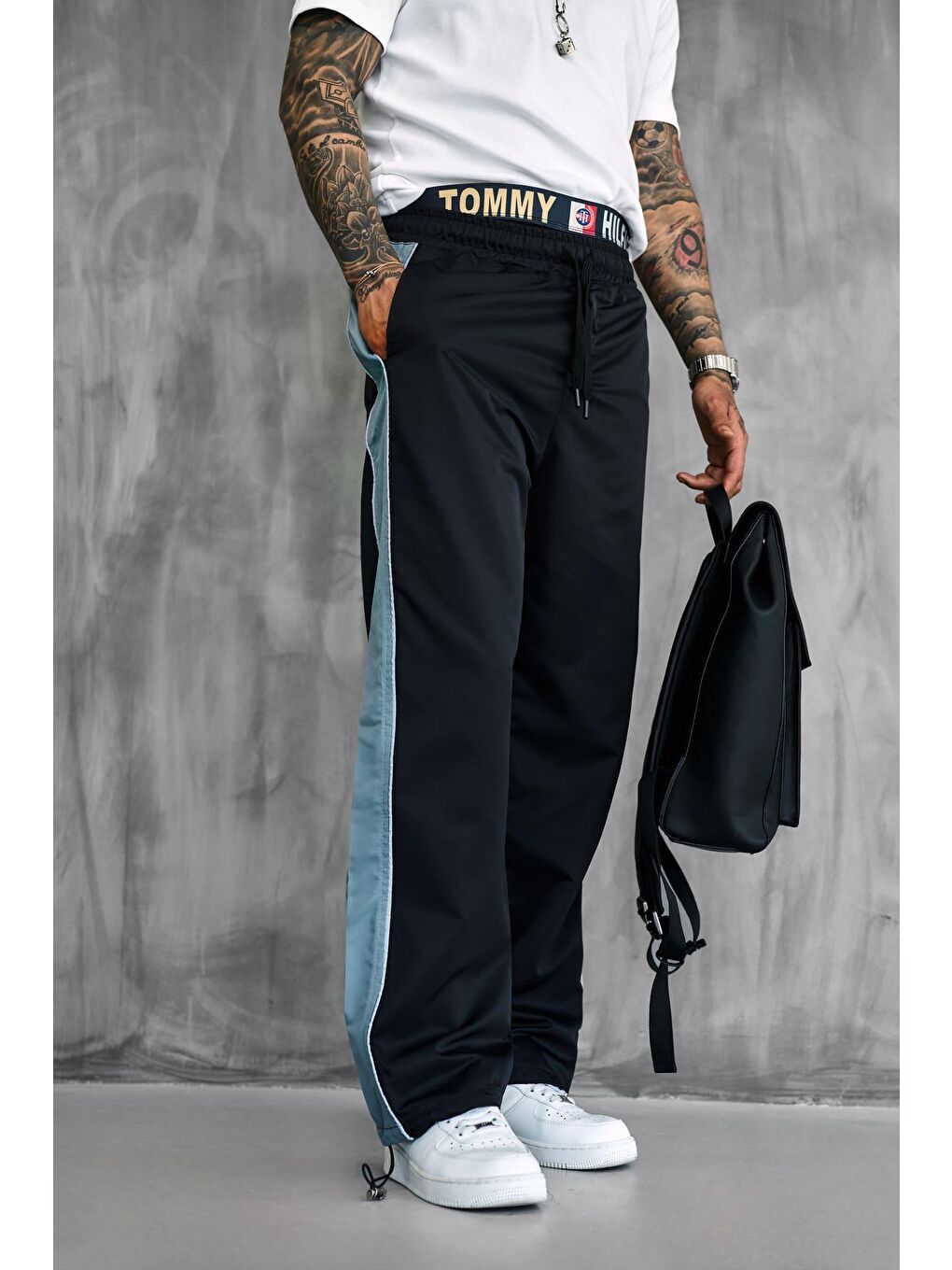 Erkek Şeritli Baggy Fit Teknik Pantolon Siyah-2