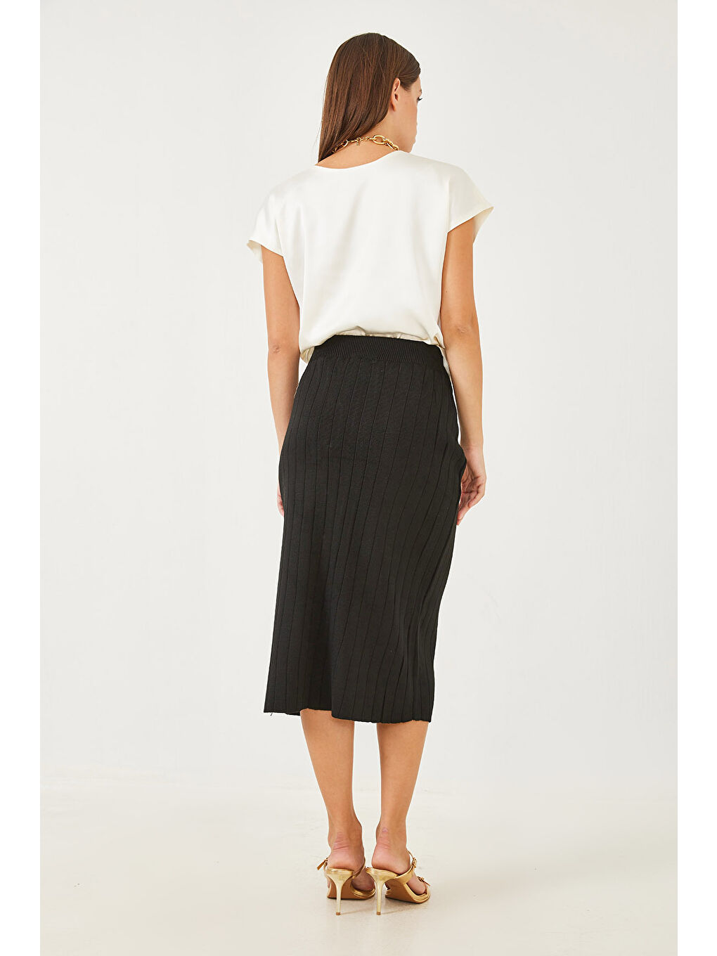 Siyah Kadın Düğme Detaylı Triko Etek-3