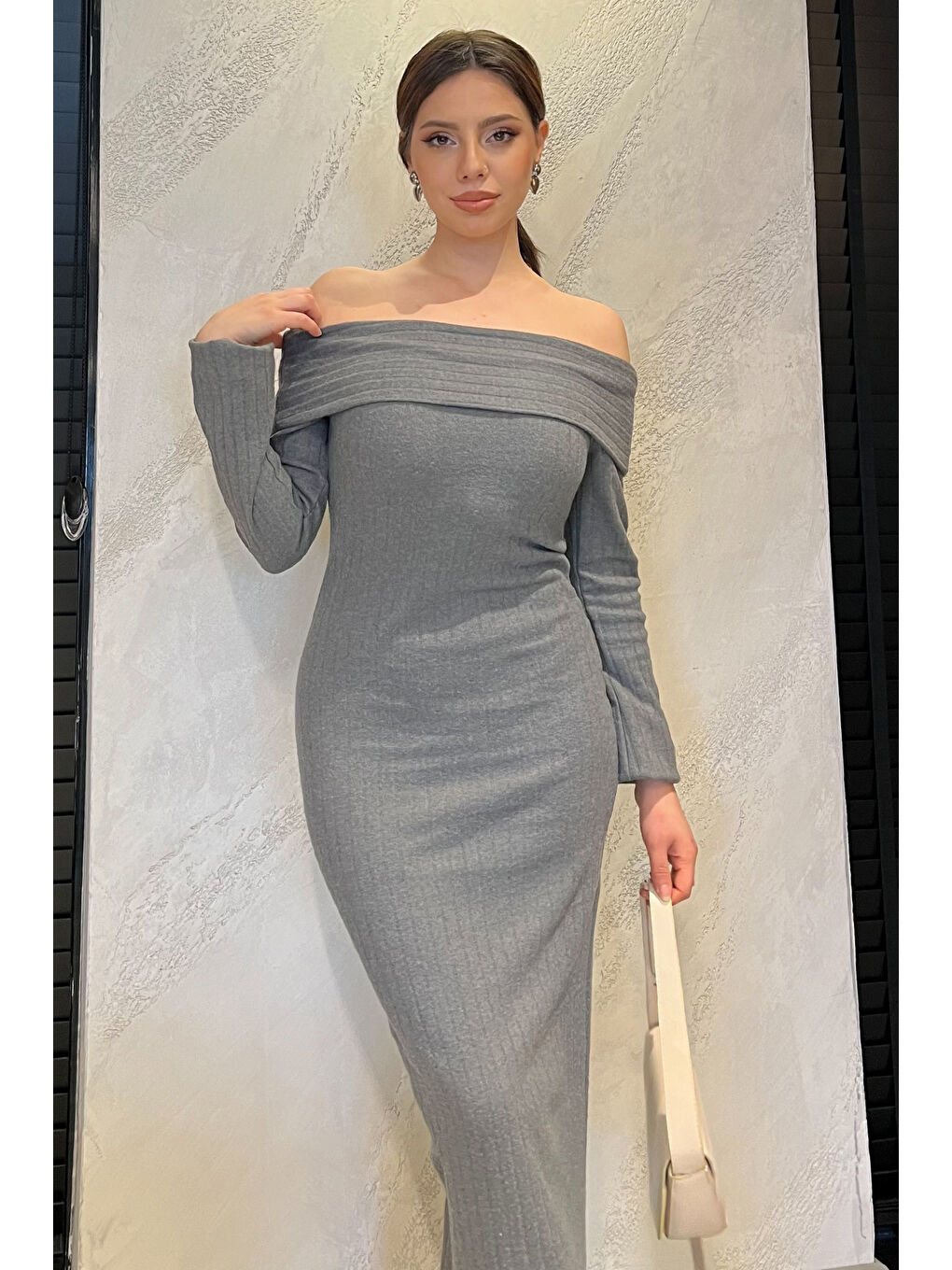 Gri Madonna Yaka Kadın Uzun Elbise-1