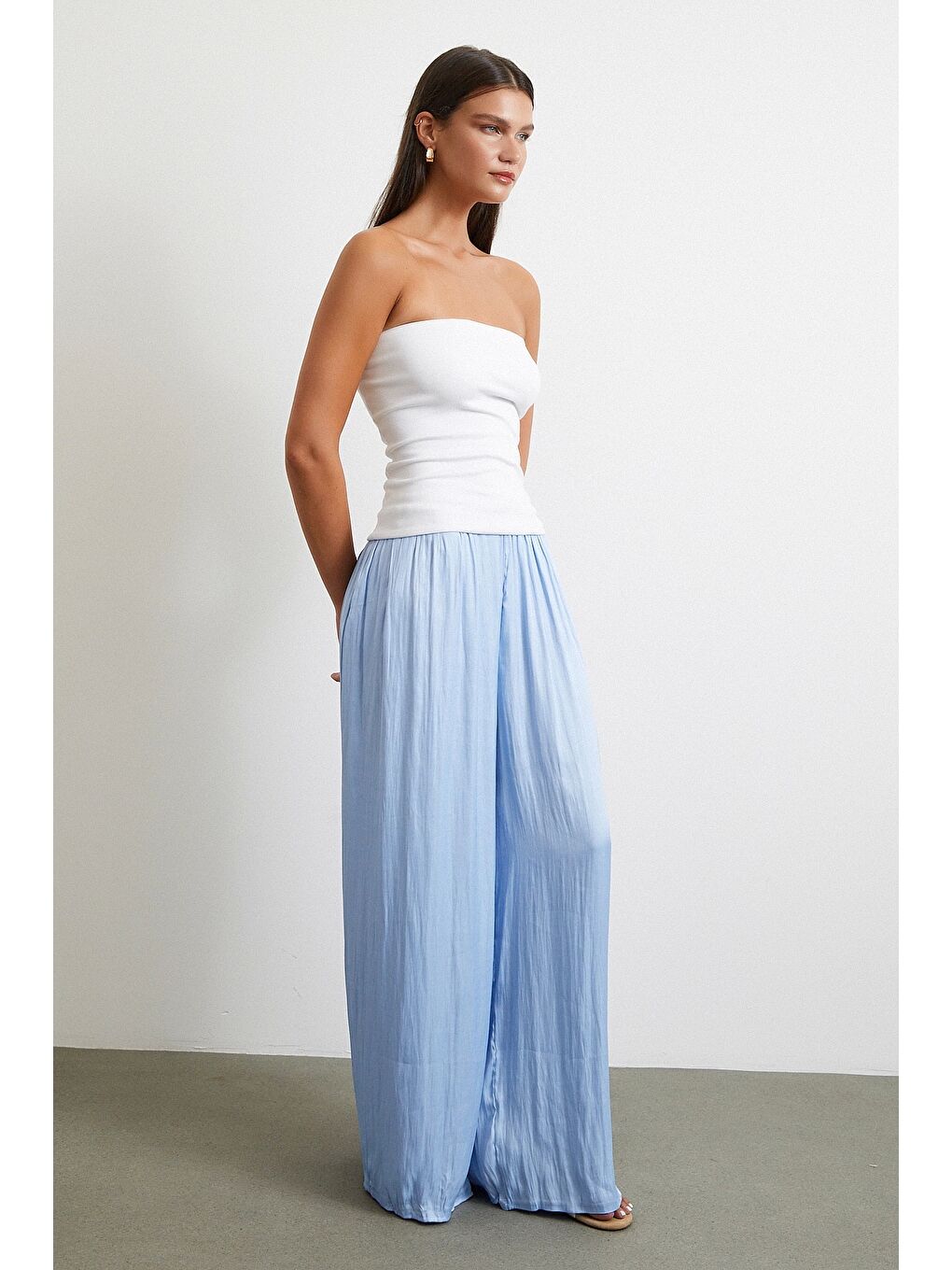 Beli Lastikli Geniş Paça Büzgülü Pantolon Mavi-1