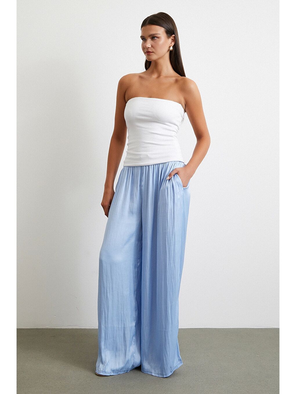 Beli Lastikli Geniş Paça Büzgülü Pantolon Mavi-2