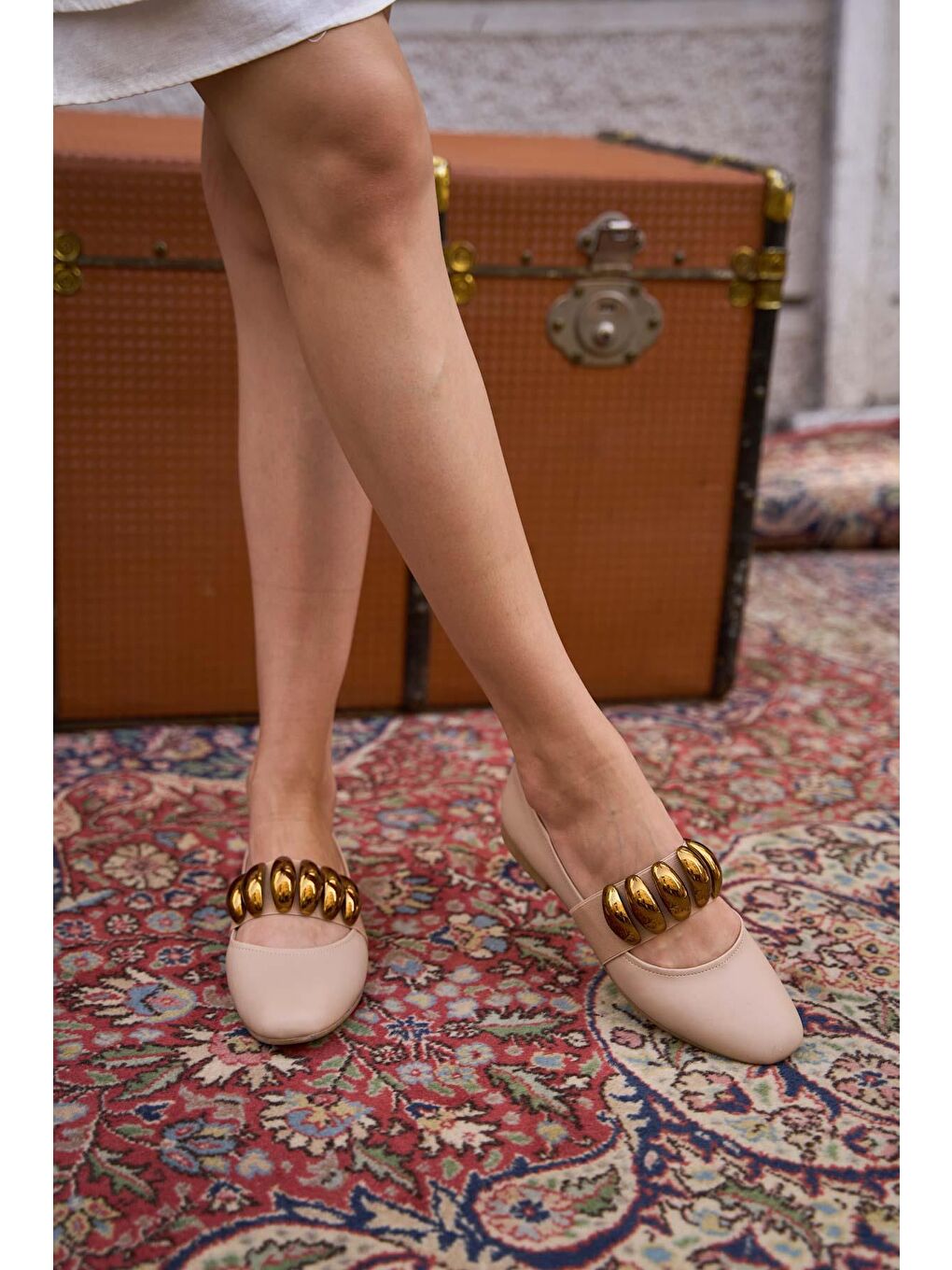 Bej Aksesuarlı Babet Vizon-2