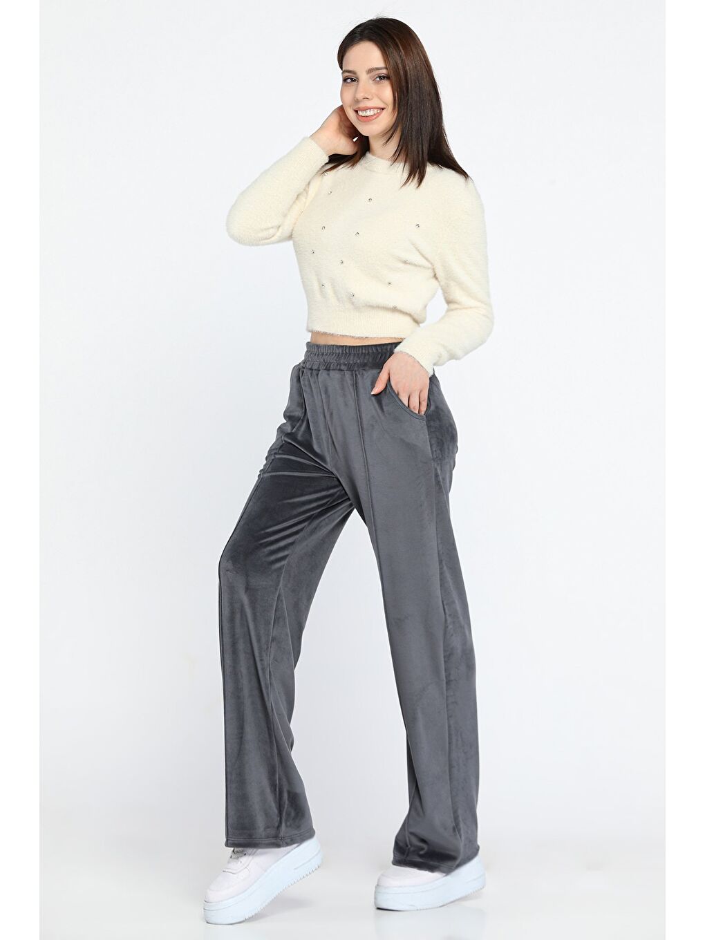 Gri Kadın Kadife Ön Çimalı Bol Paça Pantolon-1