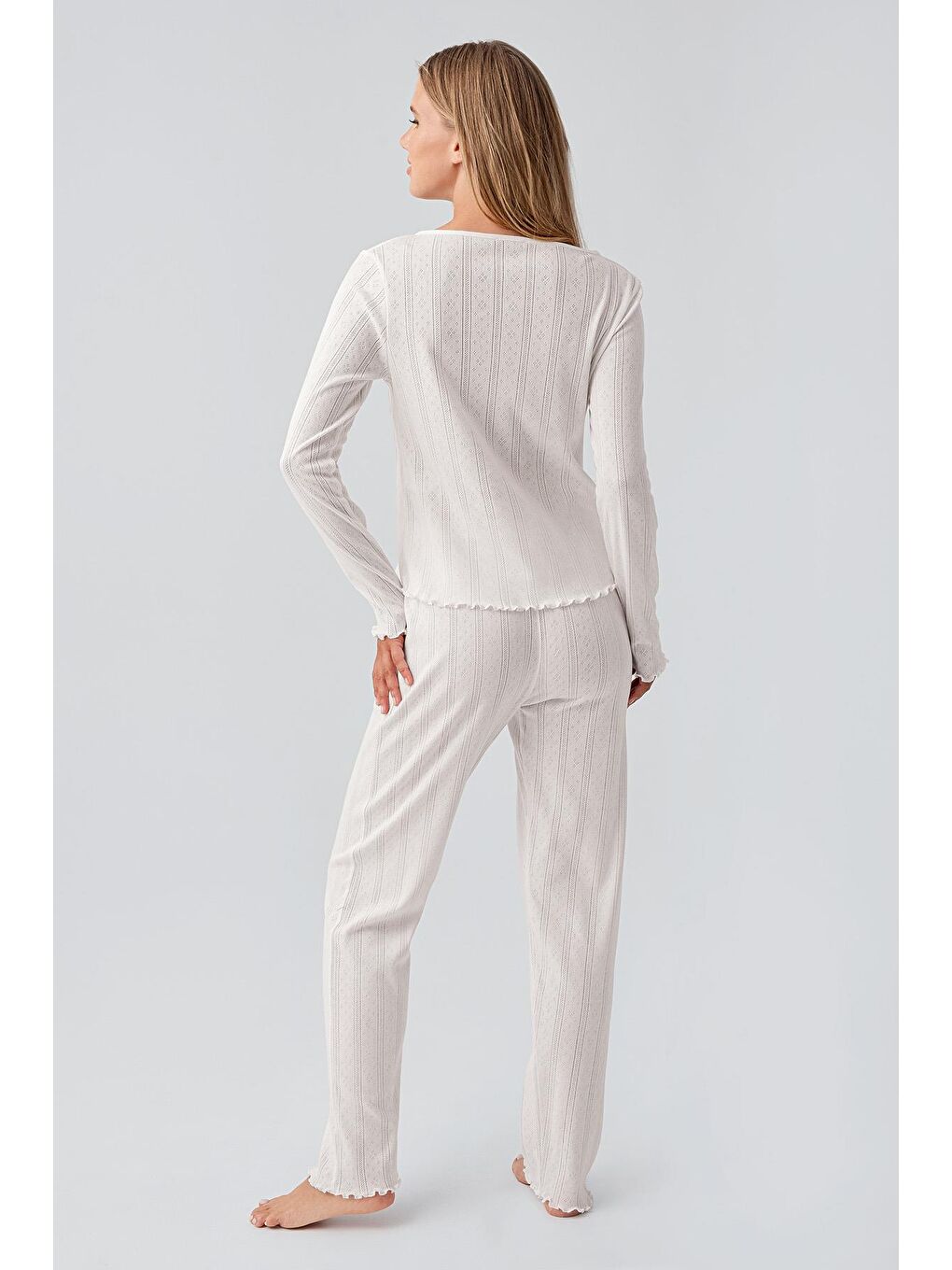 Ekru Uzun Kollu Ajurlu Düğmeli Esnek Pamuklu Pijama Takım 18213-2