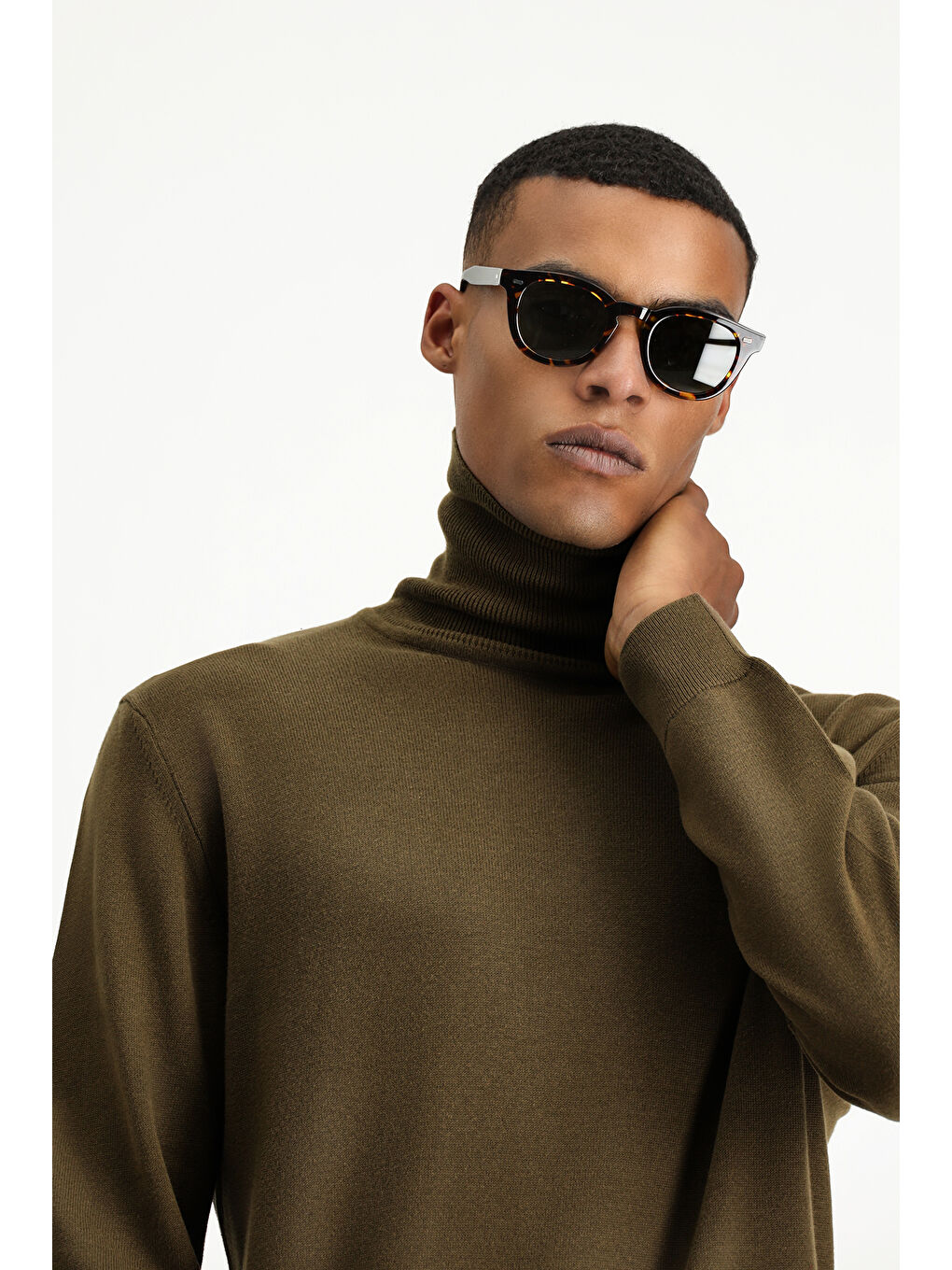 Kahverengi Balıkçı Yaka Regular Fit Pamuklu Triko Kazak