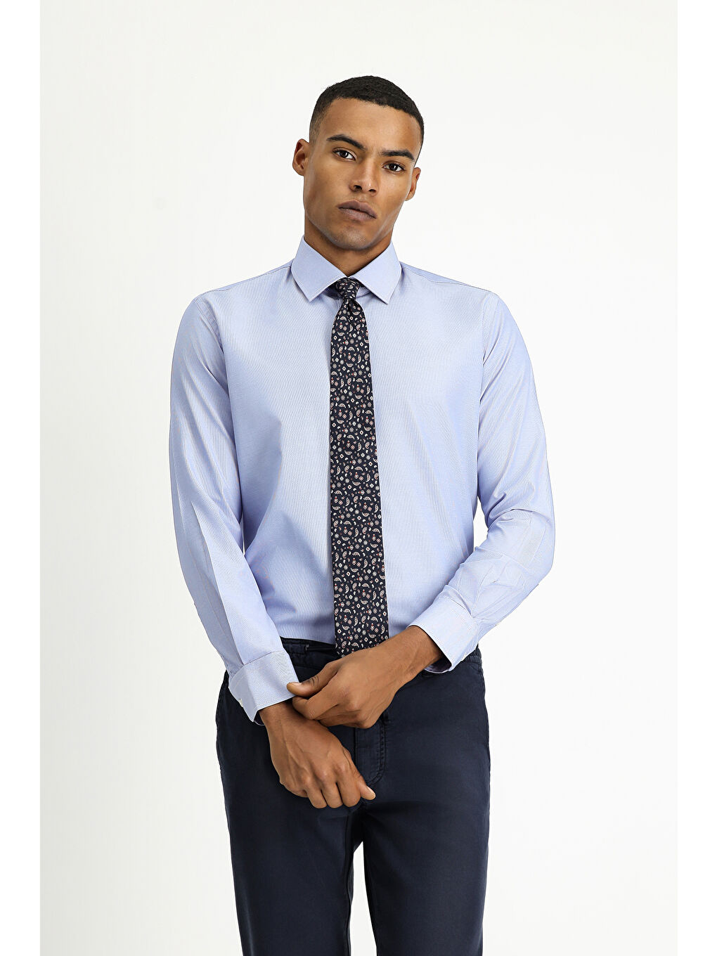 Mavi Uzun Kol Slim Fit Dar Kesim Klasik Desenli Pamuklu Kolay Ütülenebilir Gömlek-1