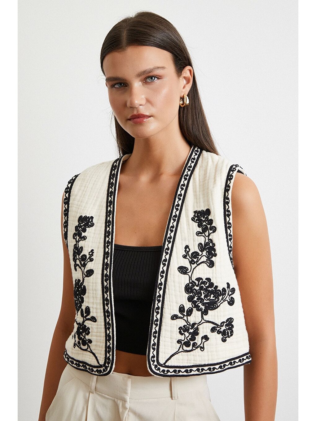 Ekru Nakışlı Oversize Yelek Krem-2