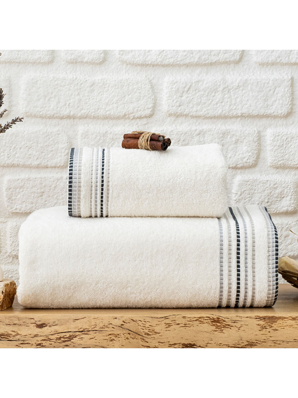 Ekru Home Rosy Armürlü Havlu 70x140 Cm-Krem