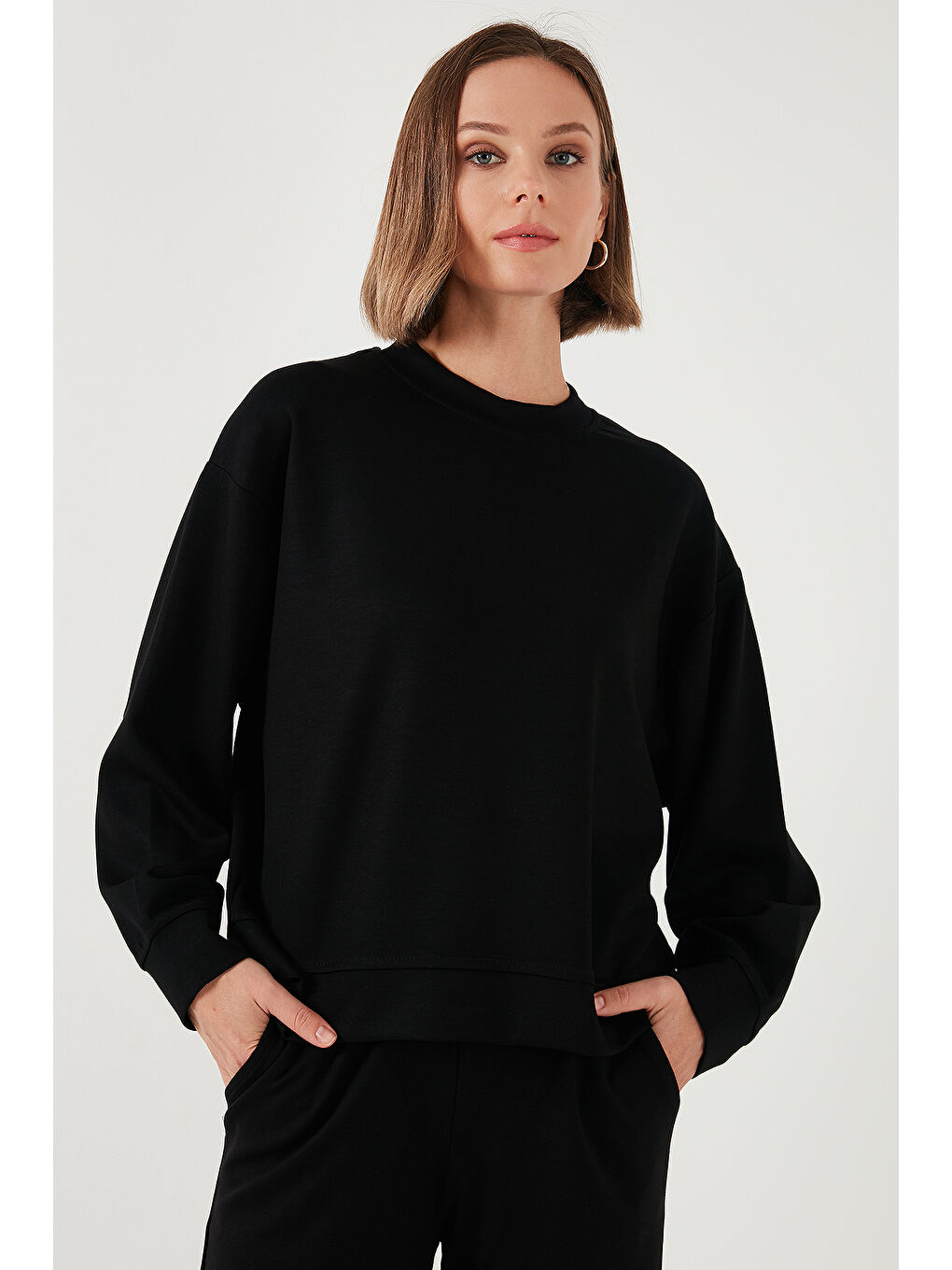 Lela Siyah Streş Bisiklet Yaka Oversize Fit  Kumaş Kadın Sweatshirt  5865879 - 2