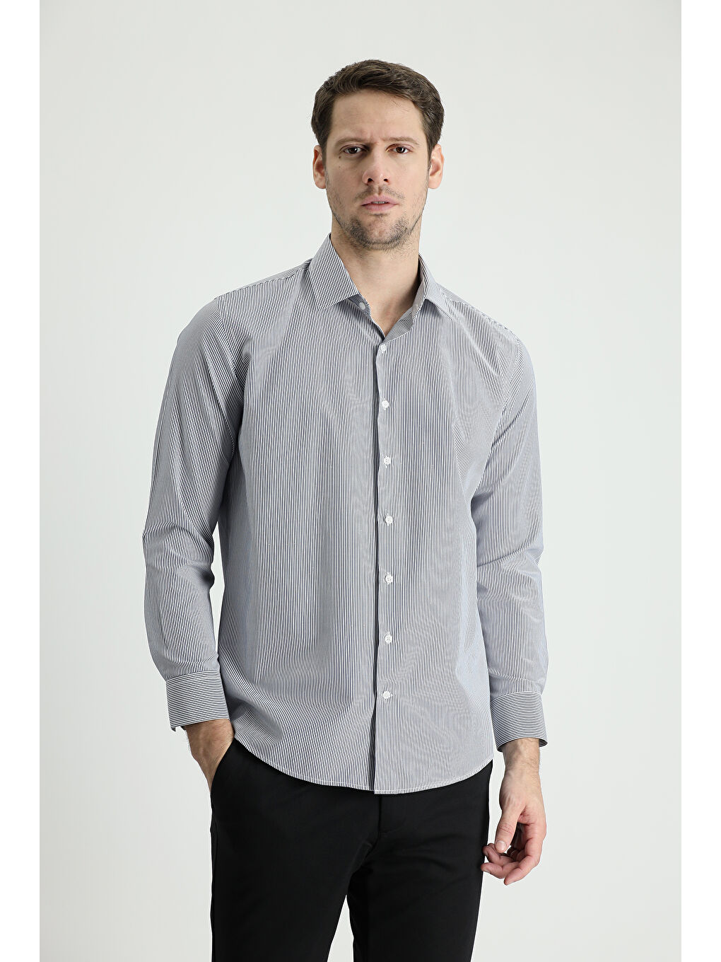 Lacivert Uzun Kol Slim Fit Dar Kesim Çizgili Pamuklu Kolay Ütülenebilir Gömlek-1