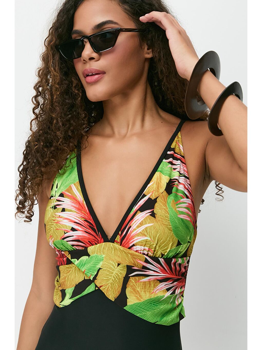 V Yaka Mayo 7765 Siyah-1